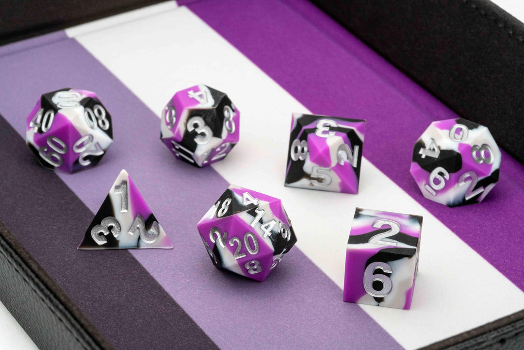 Metallic Dice Games FanRoll Pride Sharp Edge Silicone Rubber Dice Set 16mm