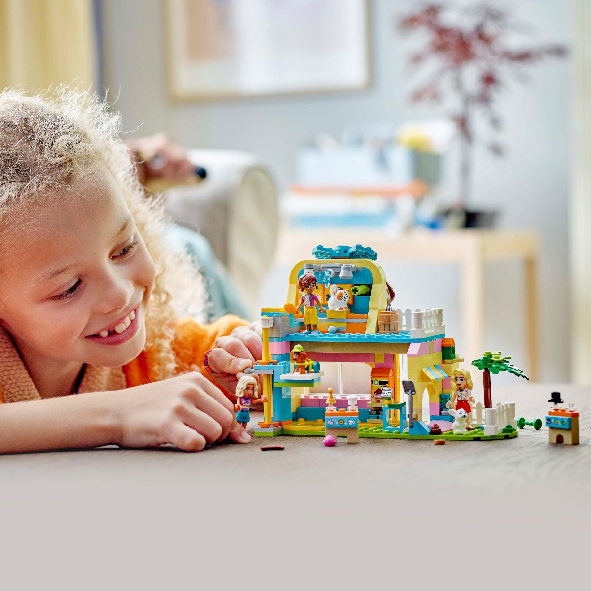 LEGO Friends Pet Accessories Shop Set - Animal Building Toy Playset with 2 Mini Dolls, 375 Pieces