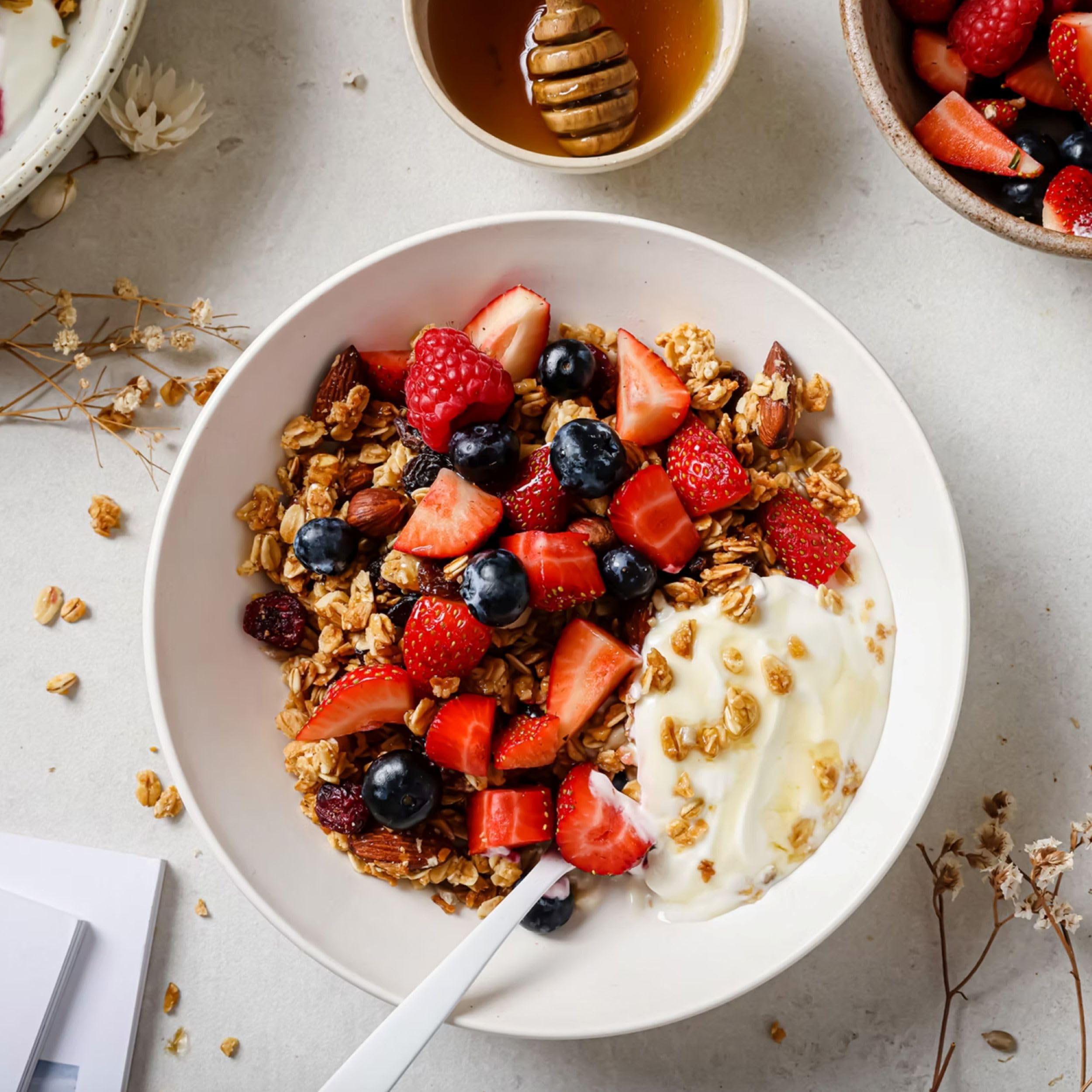 Scrumshus Luxus-Granola ohne Salzzusatz (500 g) – Hergestellt mit Honig und reinem Ahornsirup, gentechnikfrei, recycelbare Verpackung 4