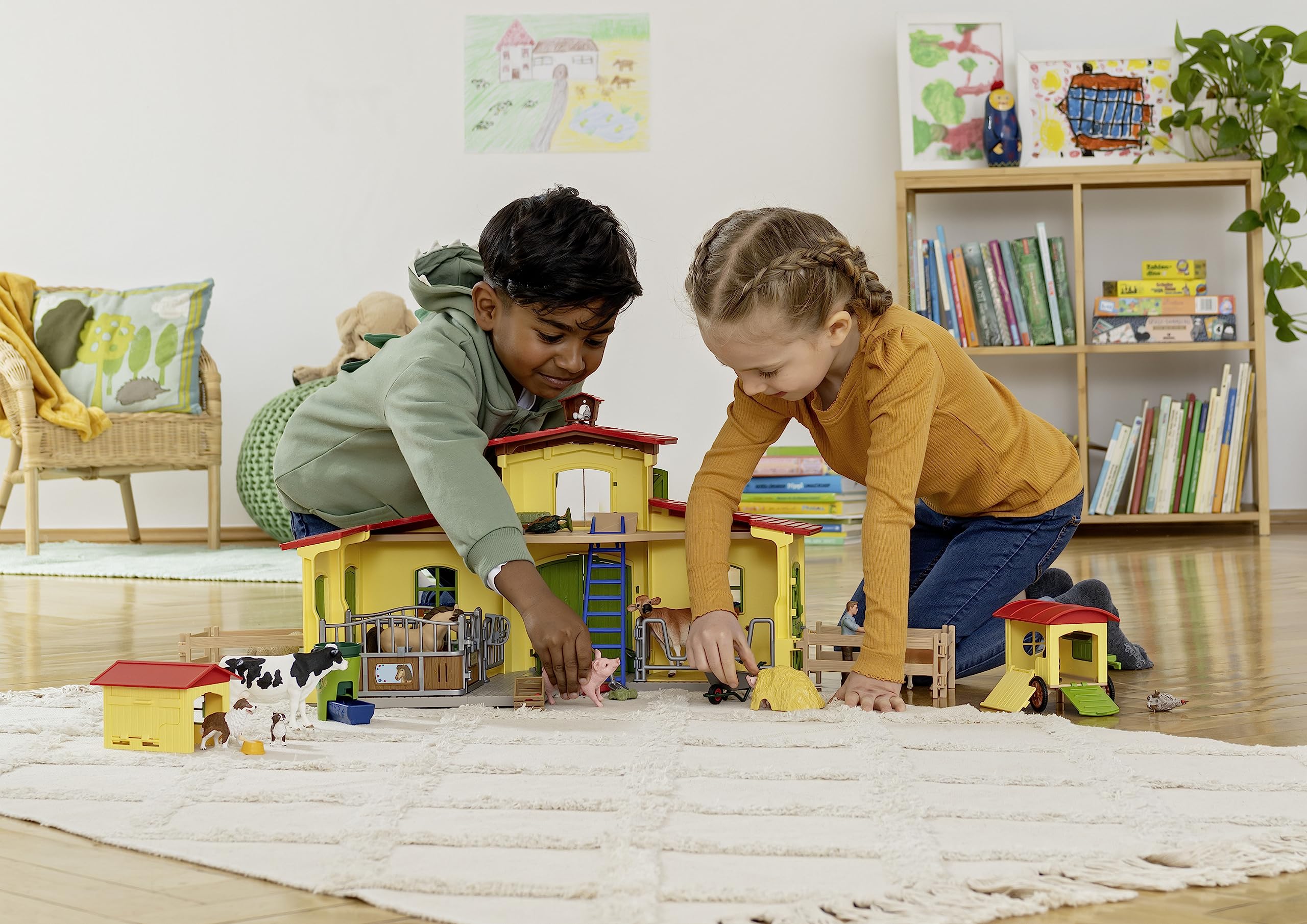 SCHLEICH FARM WORLD Mobile Chicken Coop Playset - 5 Pieces | Ages 3+ | Multi-coloured Plastic 4