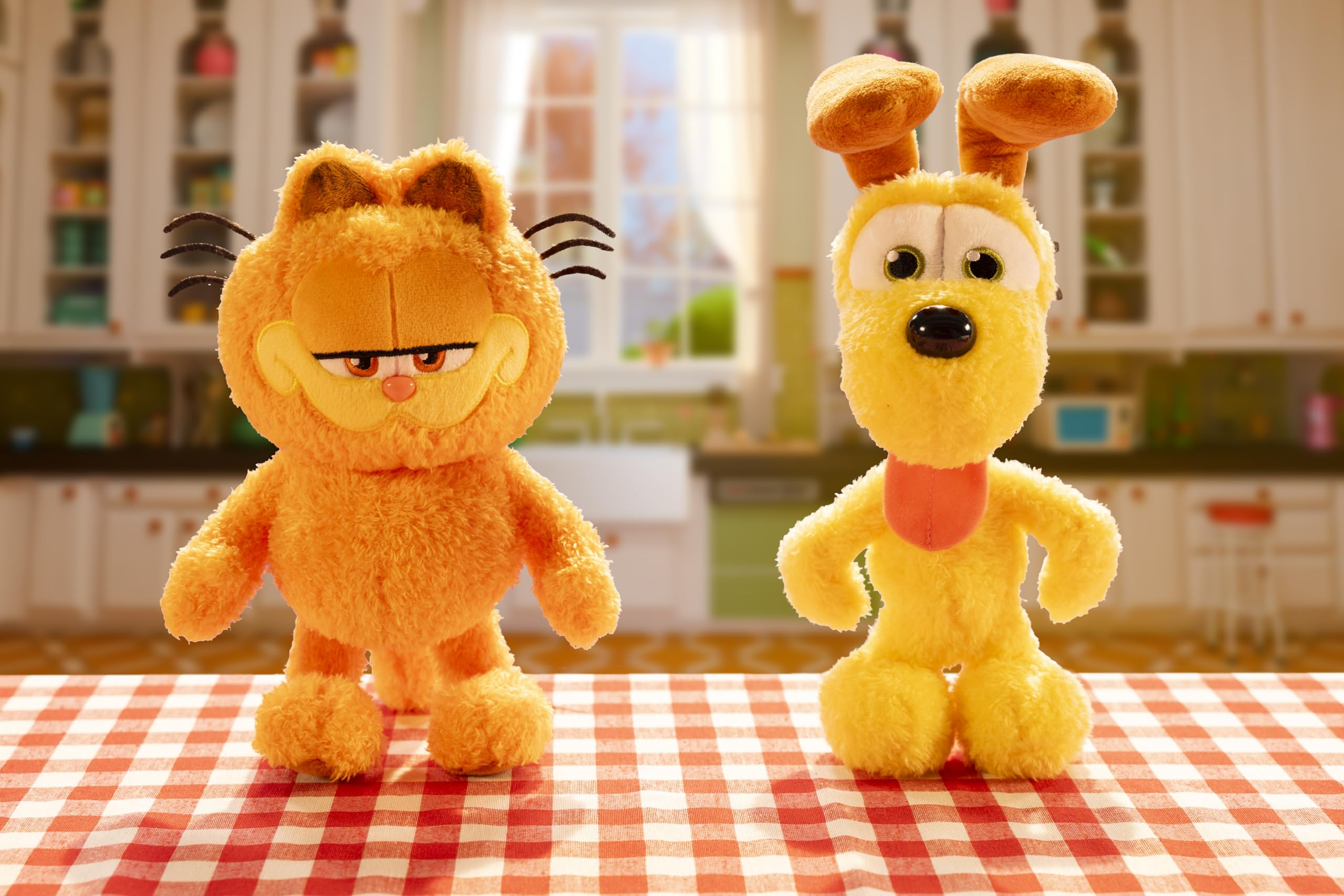 Animagic The Garfield Movie - Official Classic Garfield 20cm Plush | Polyester | Ages 3+ 4