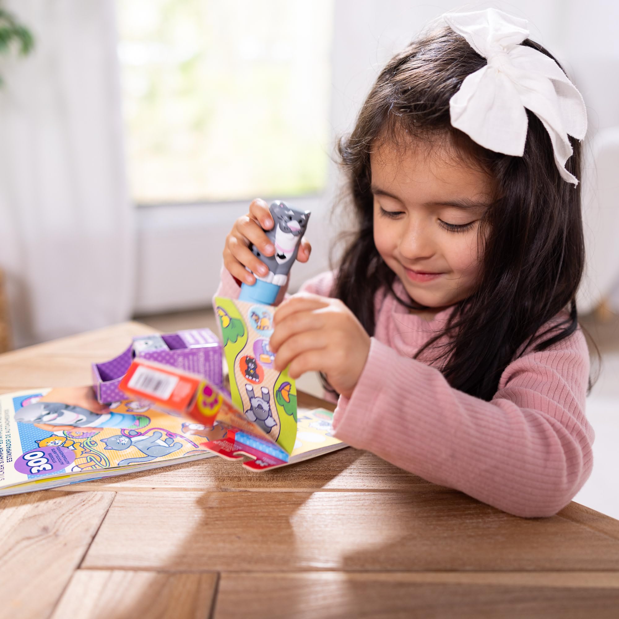 Melissa & Doug Sticker WOW! Cat Bundle with 500 Stickers and Mini Activity Pad 6