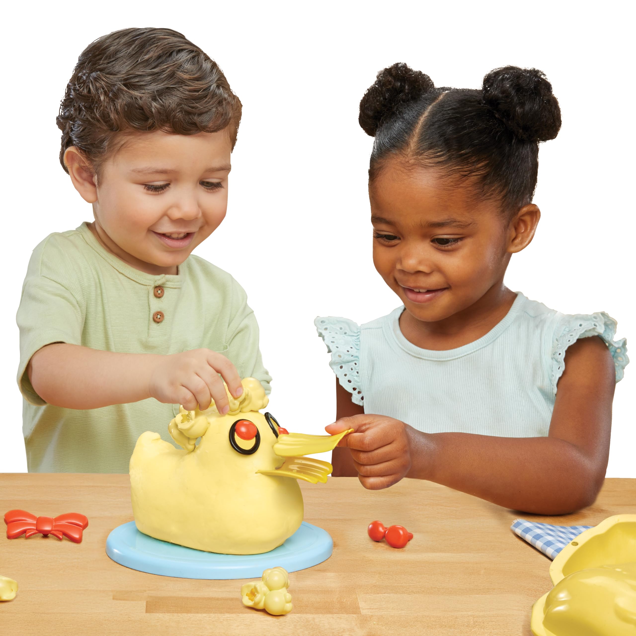 little tikes Creative Chefs Bluey Duck Cake Kit for Ages 3+ 2