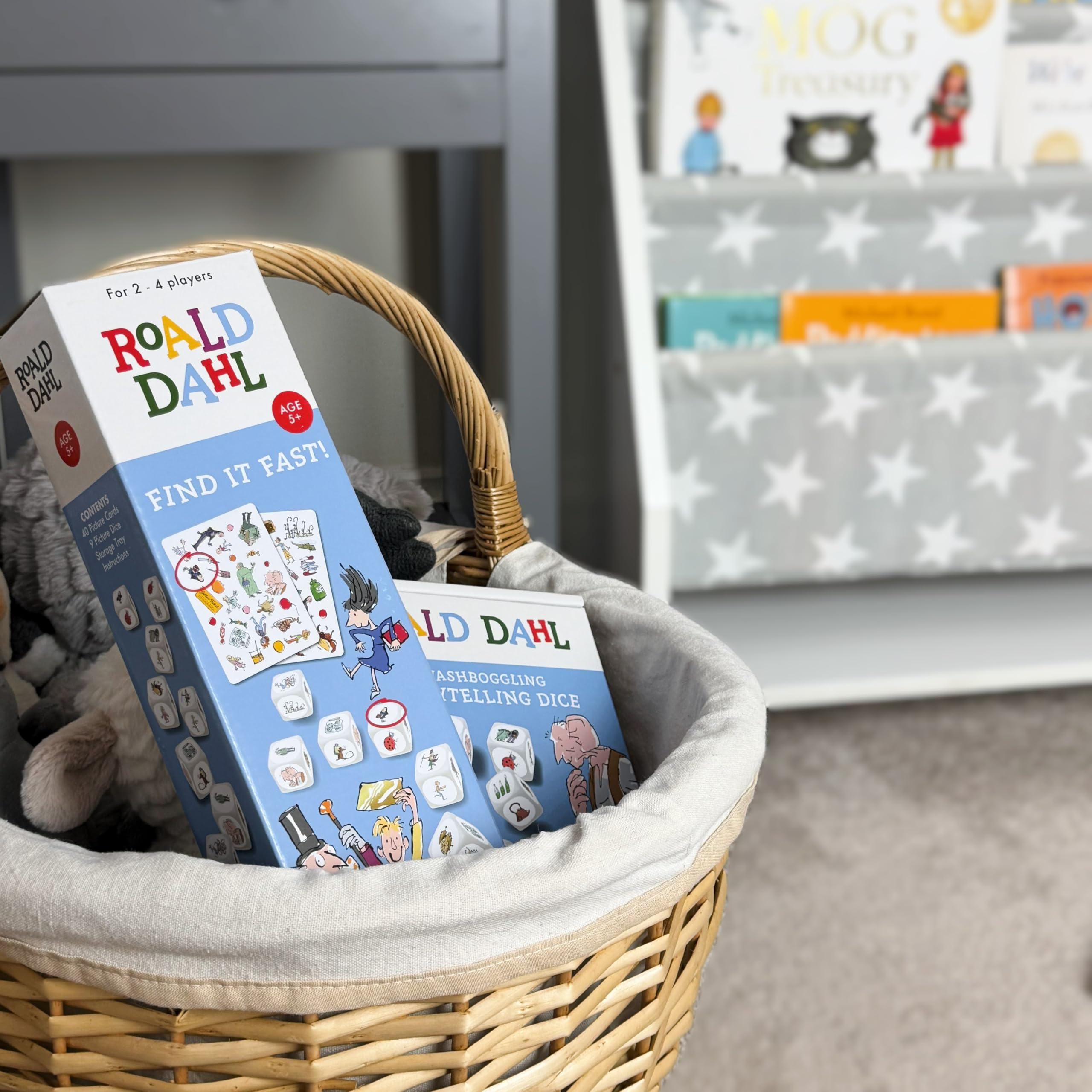 Roald Dahl Swashboggling Storytelling Dice Game 2