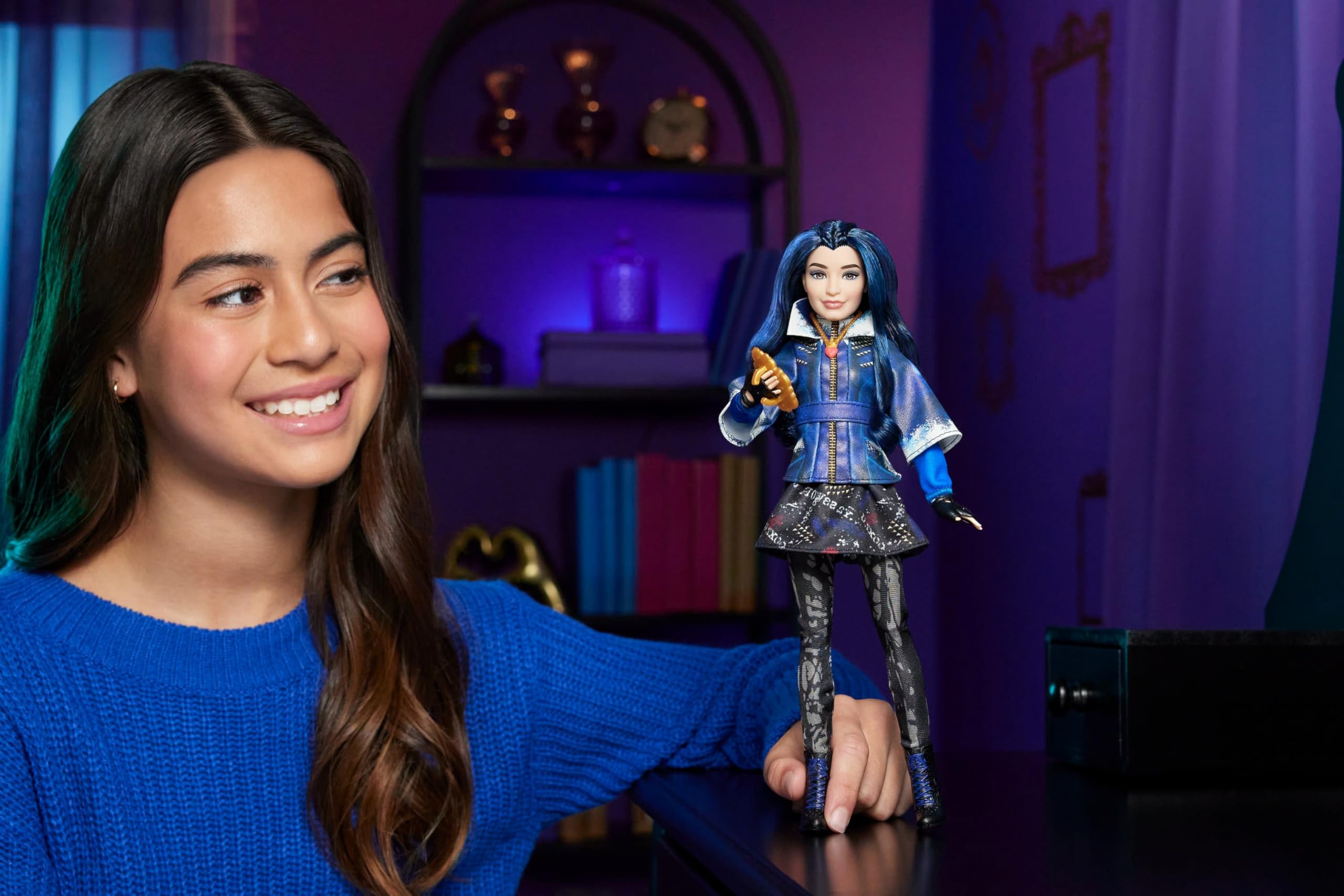 Mattel Disney Descendants Evie Isle of the Lost 10th Anniversary Fashion Doll 2