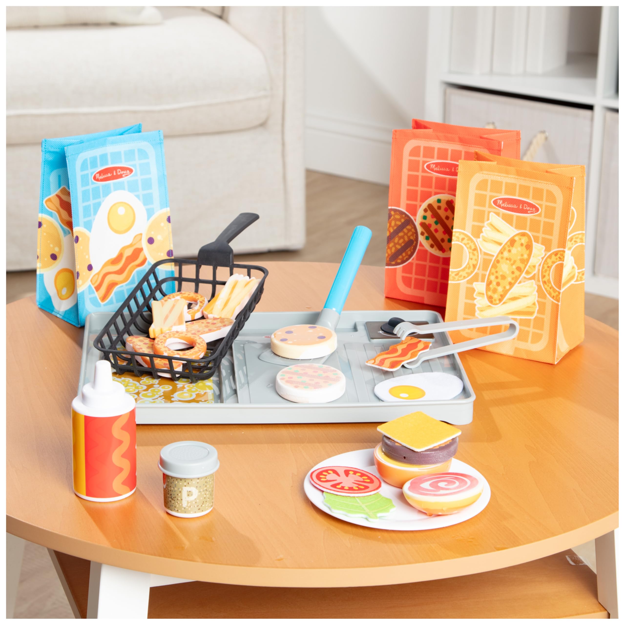 Melissa & Doug Flip & Fry Grill Play Set with Water WOW! Colour Reveal Food | Ages 3+ 9