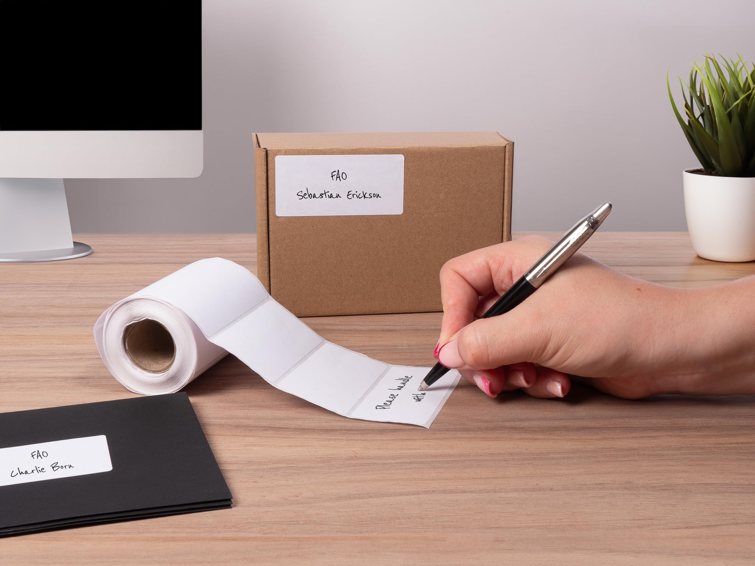 AVERY Multipurpose Roll Labels - 102 x 49 mm White, 190 Labels per Roll | Inkjet Compatible 5