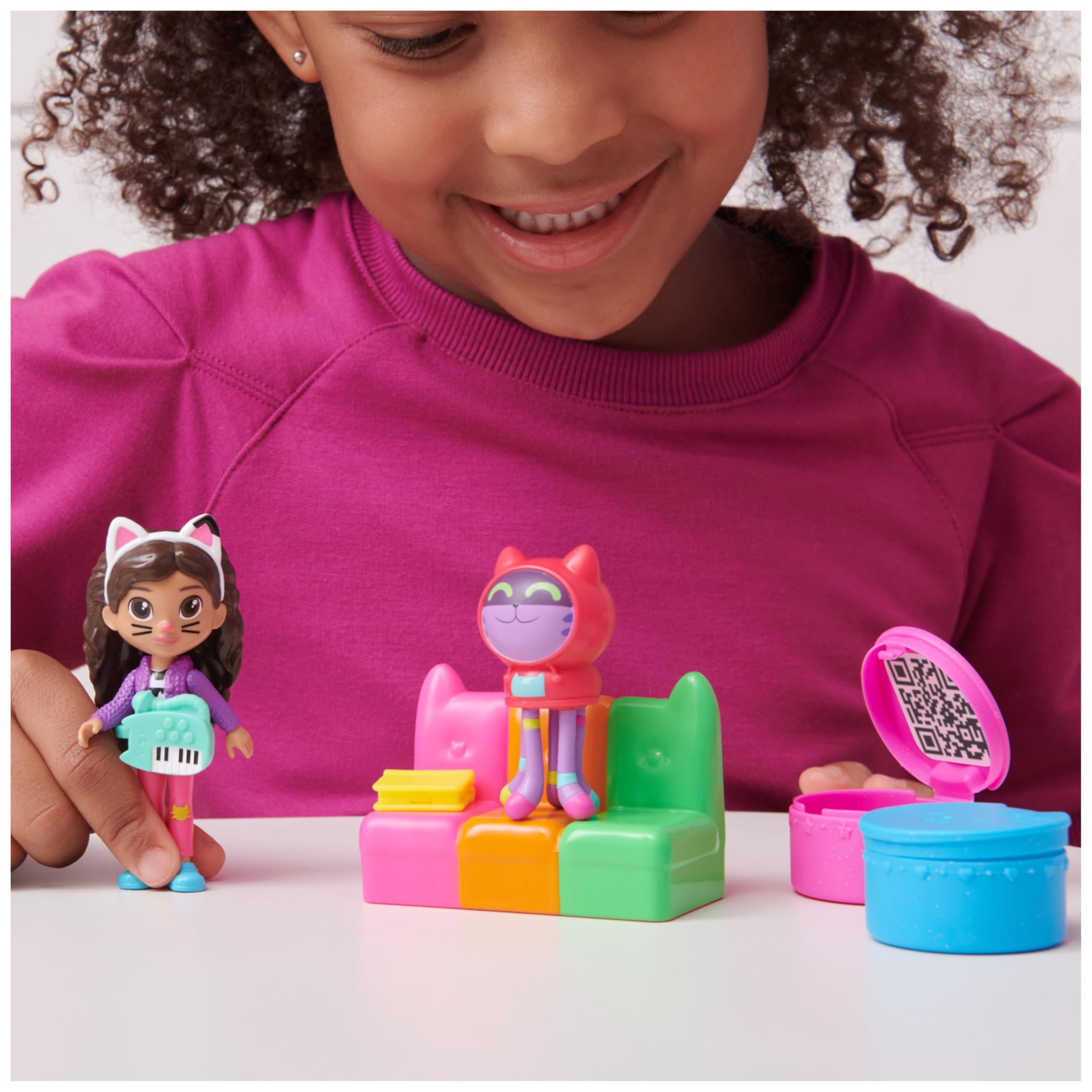 Gabby’s Dollhouse Surprise Pack - 8 Toy Figures & Dollhouse Playset for Kids 3+ 8