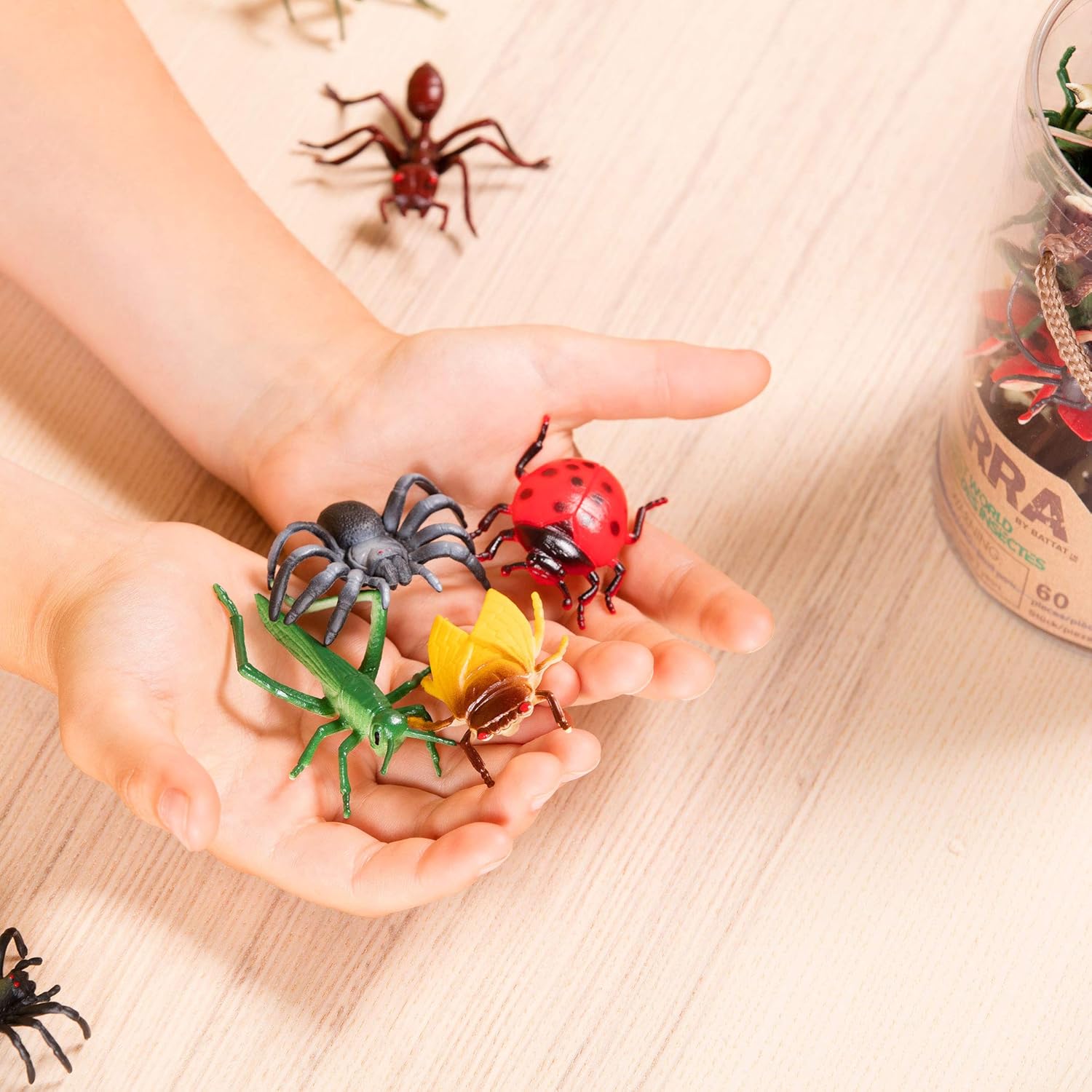Terra by Battat Insect World - 60-Piece Miniature Insect and Animal Figurine Set for Kids 6