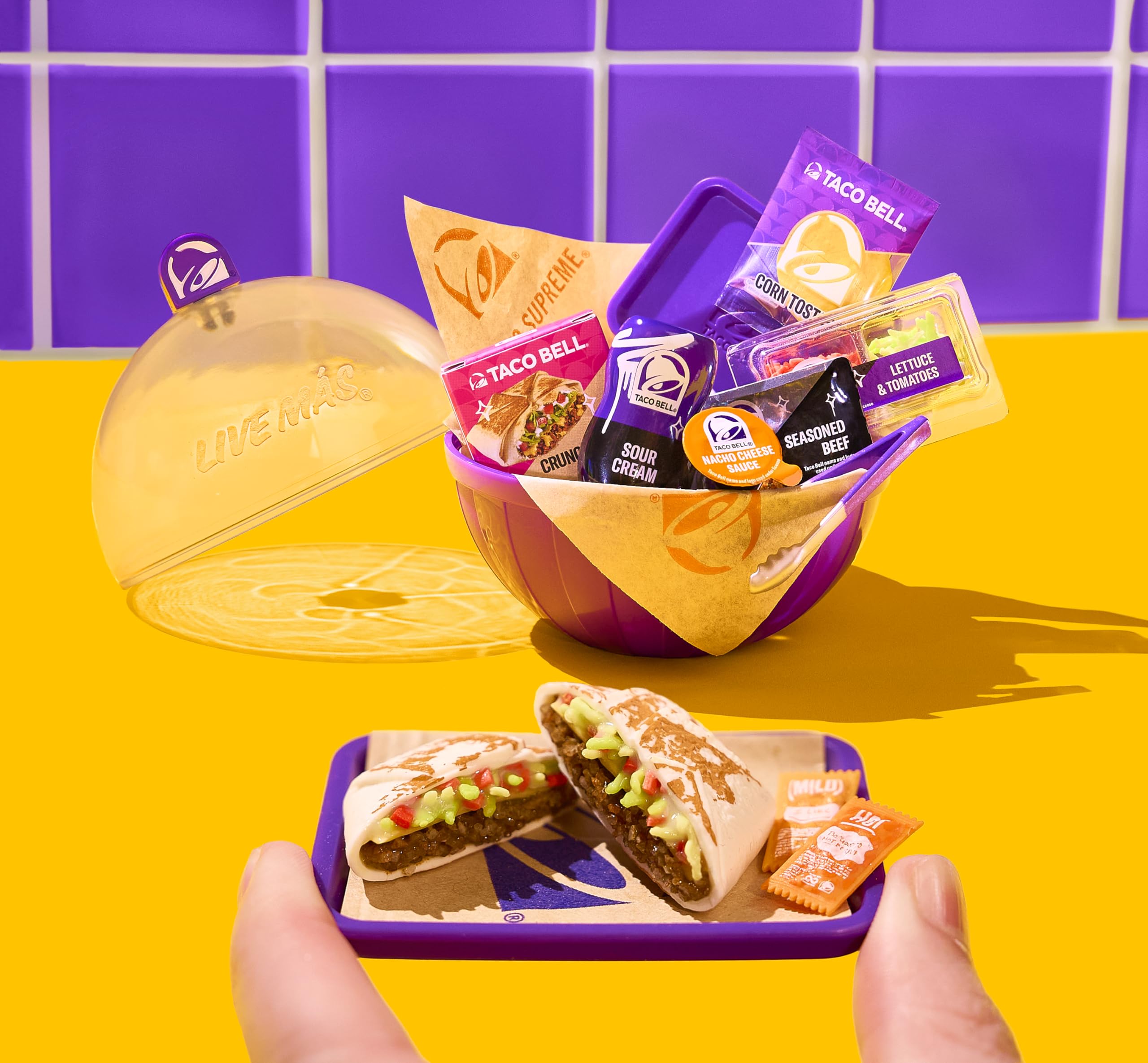 MGA's Miniverse Make It Mini Taco Bell Series 1 DIY Collectible Miniatures | Ages 8+ 4