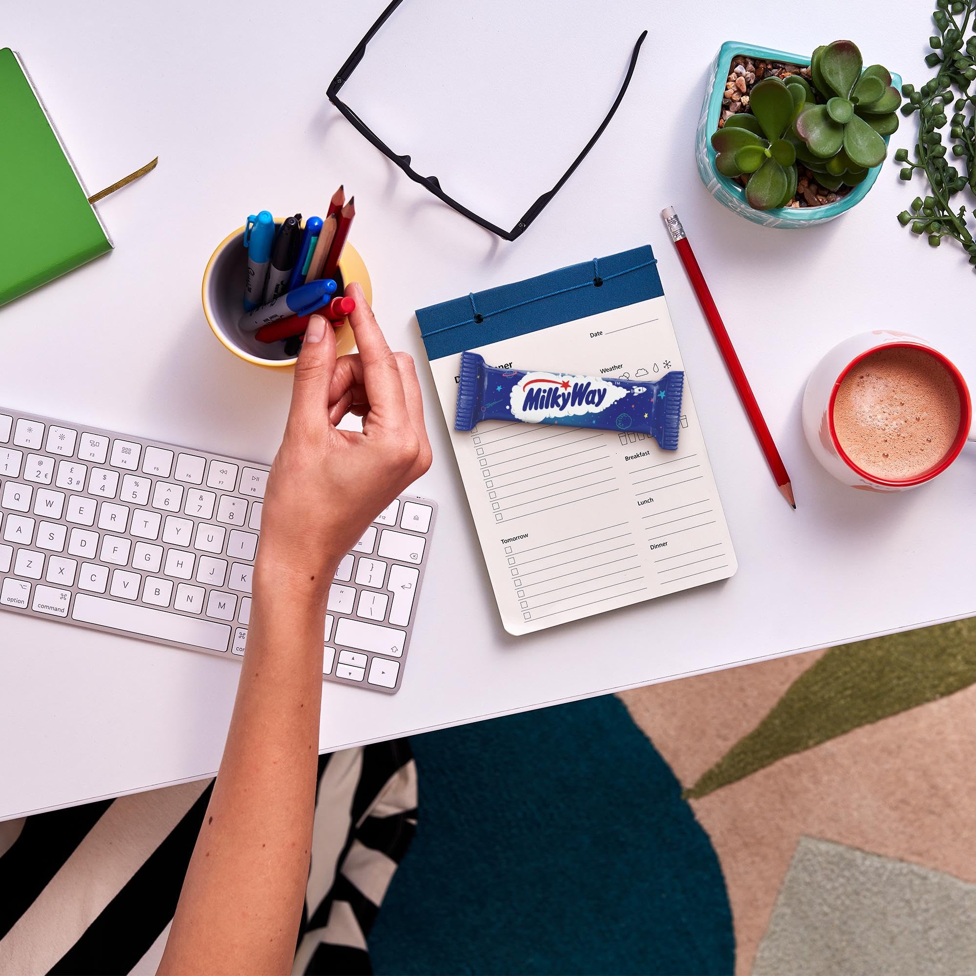 Milky Way Chocolate Bar - 14 Pack, 21.5g Each, Milk Chocolate with Nougat Centre 6