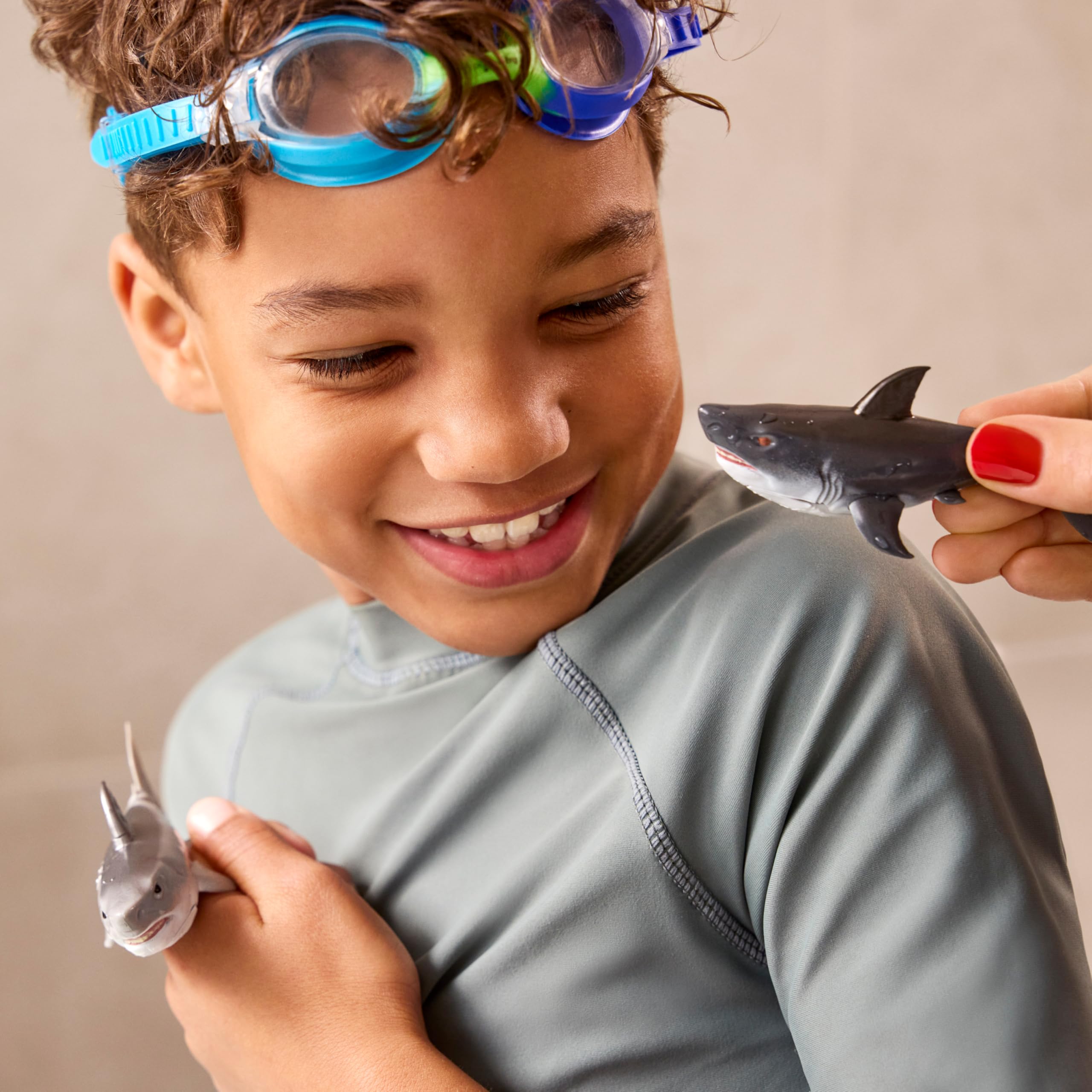 Robo Alive Robo Shark Water Activated Swimming Toy | 2 Pack | White | Ages 3+ 7