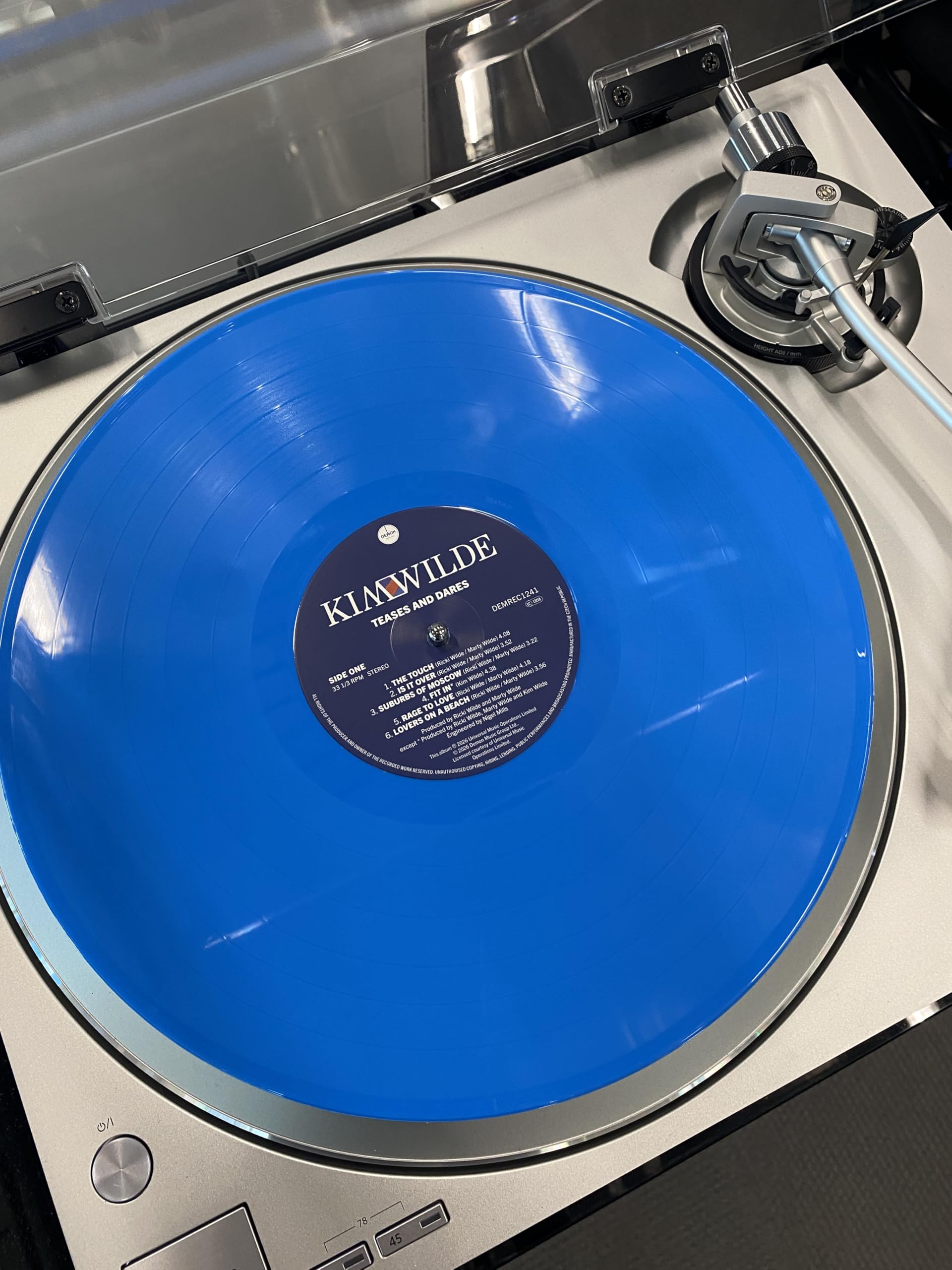 Kim Wilde - Teases & Dares [Blue Vinyl] 2