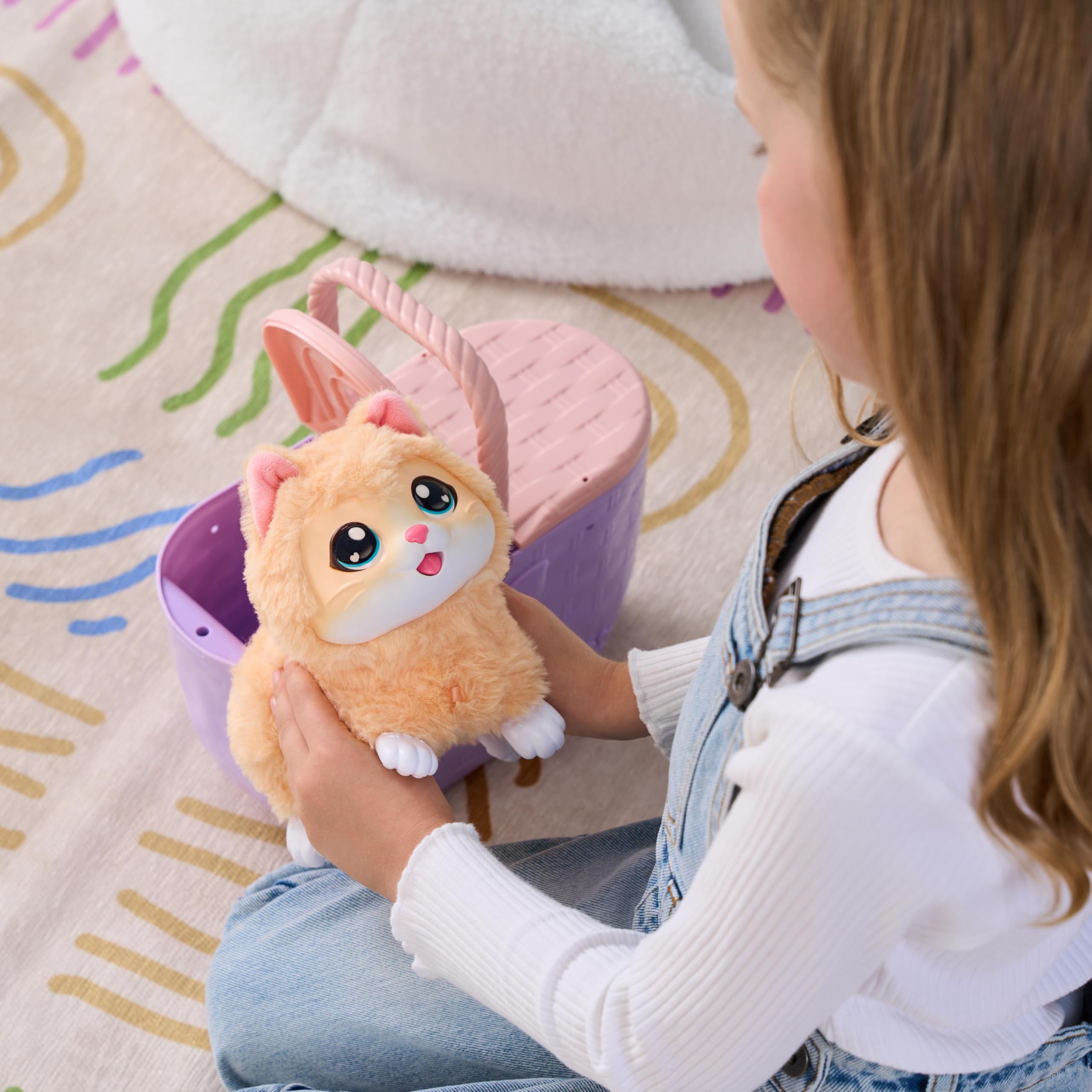 Little Live Pets Mama Surprise Kittens Playset | Interactive Mama with 15+ Sounds | Ages 4+ 7