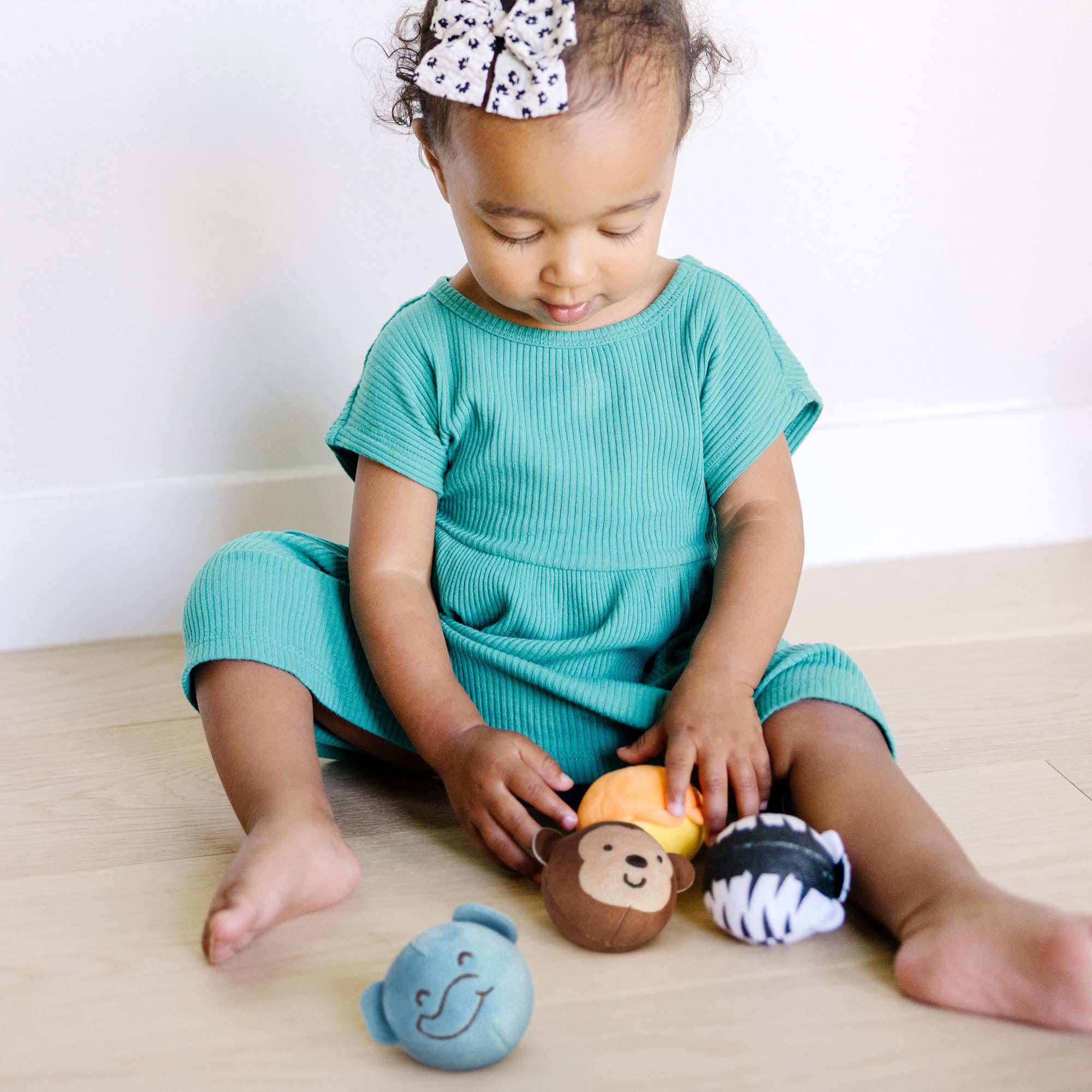 Melissa & Doug Rollables Safari Friends Squeeze Toy Set - 4 Pieces | Ages 6 Months+ | Multicolor 6