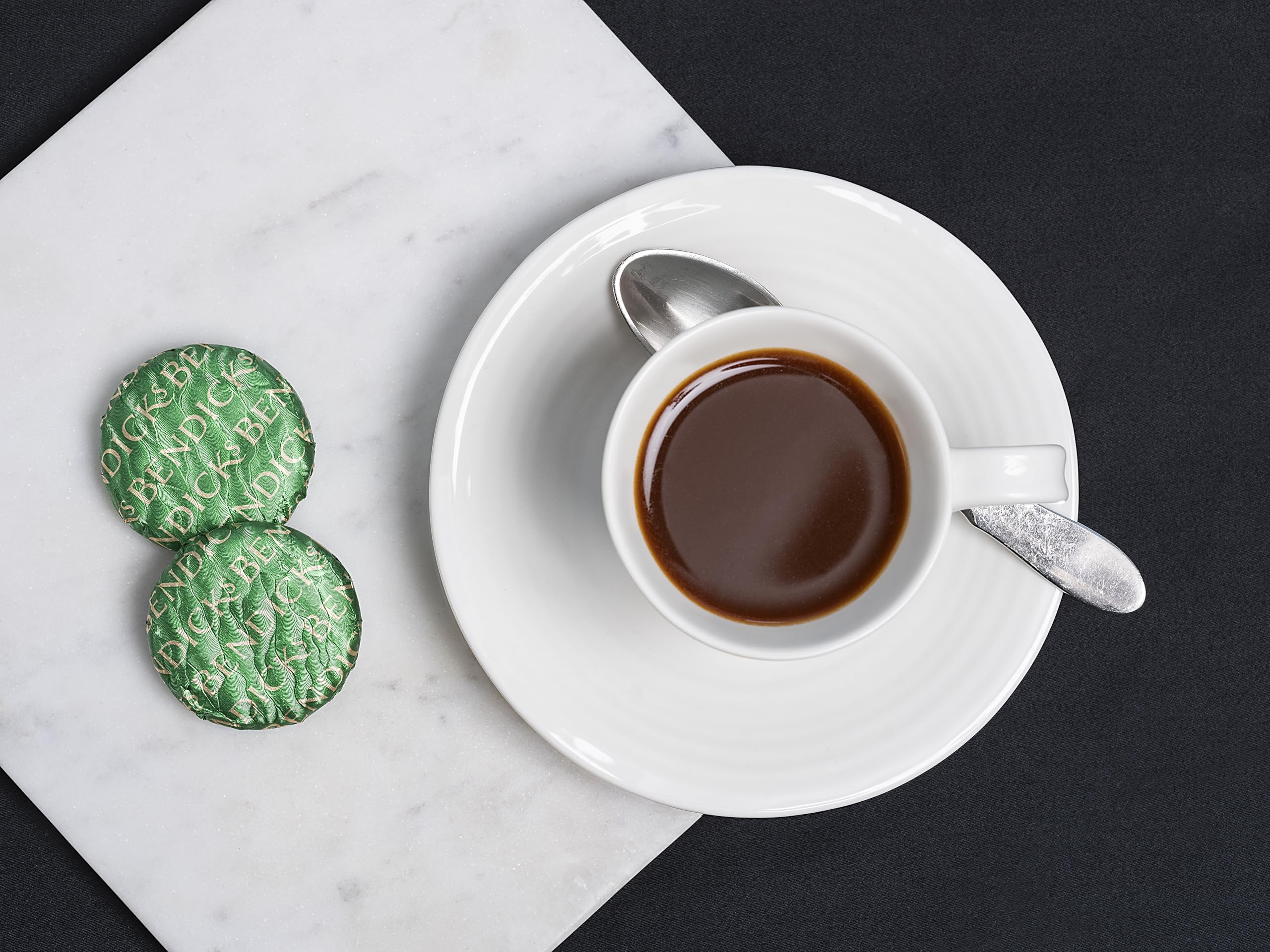 Bendicks Bittermints Dark Chocolate & Peppermint Candies, 200g 4