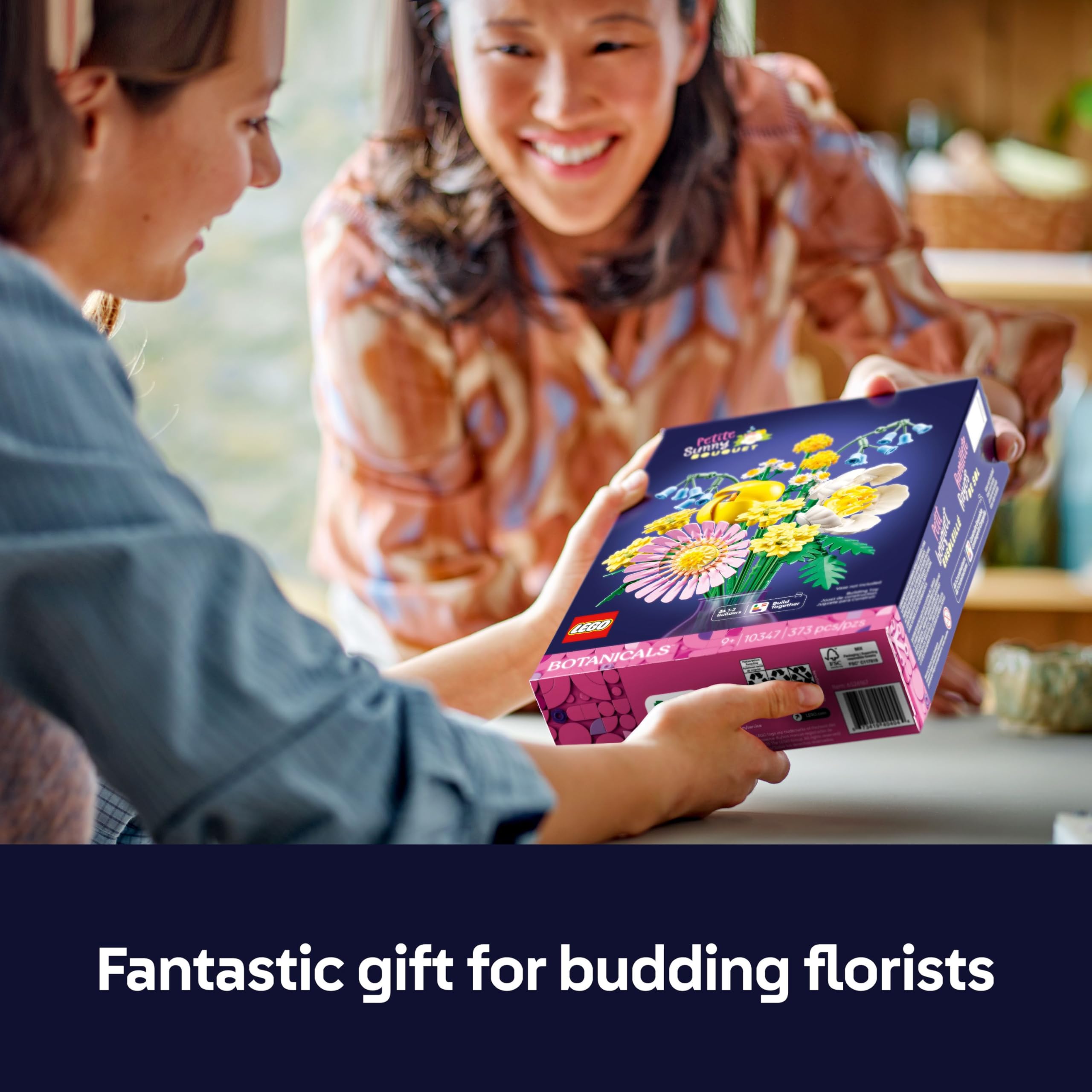 LEGO Botanicals Petite Sunny Bouquet - 373-Piece Building Set for Ages 9+ 9