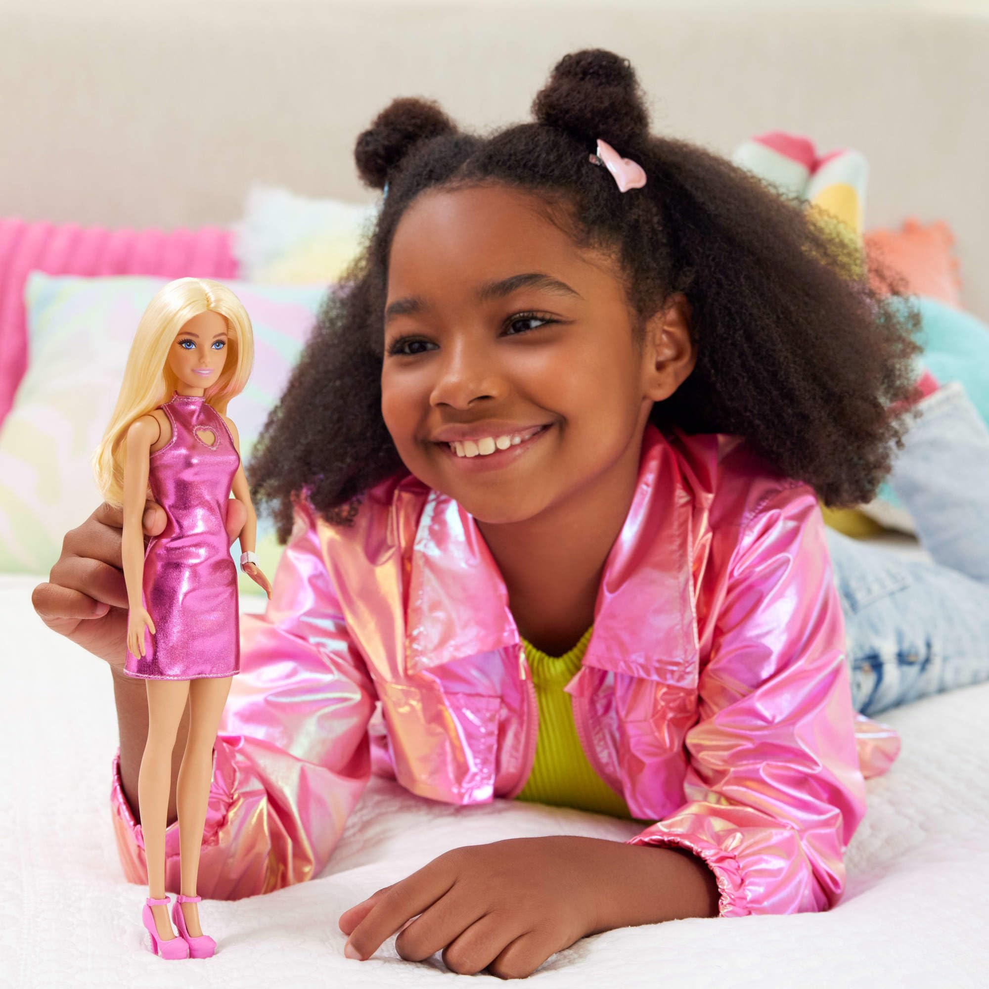 Barbie Fashionistas Doll #230 - Blond Hair, Metallic Pink Minidress with Heart Cut-Out, Ages 3+ 4
