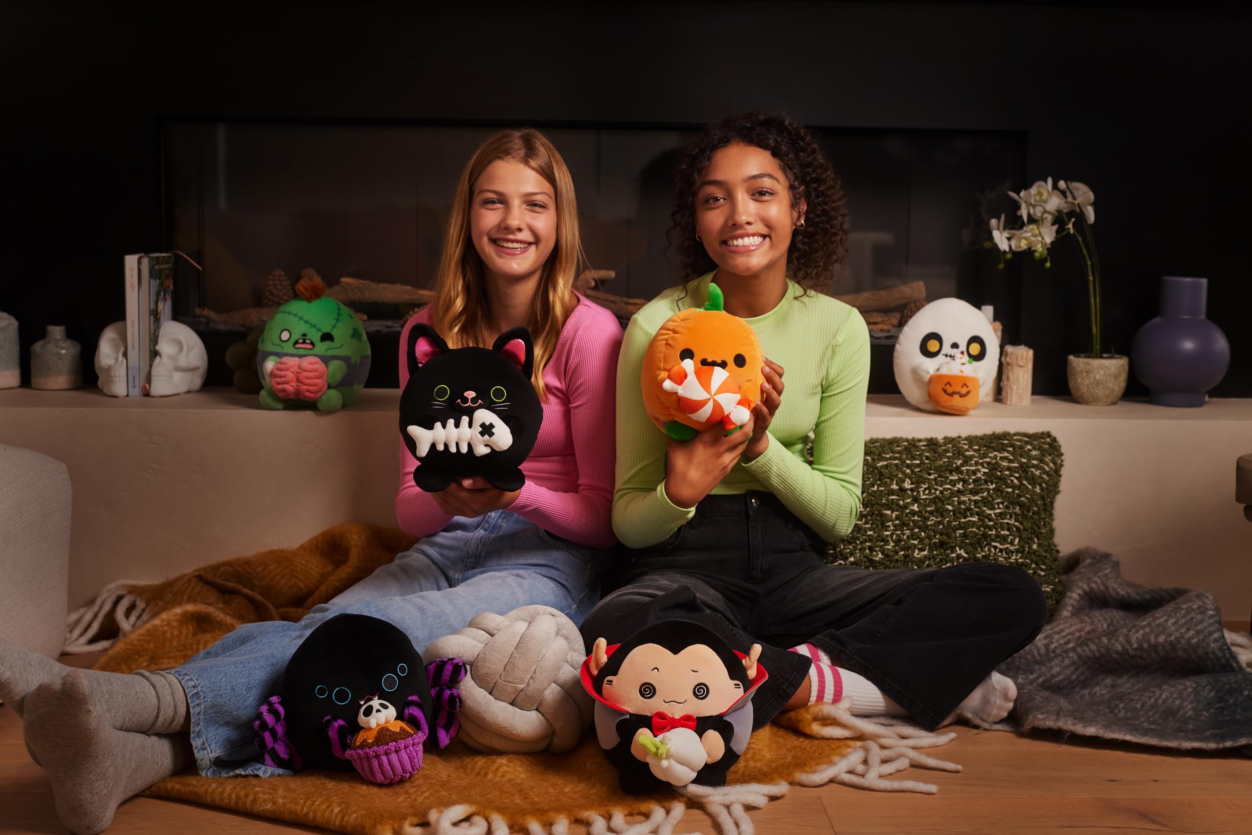 Snackles 8-inch Halloween Series 1 Plush - Draco the Soft Stuffed Doll by ZURU 13