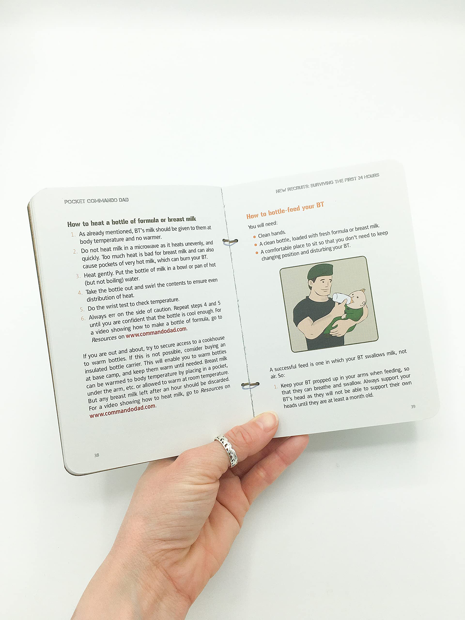 VIE Pocket Commando Dad - Fatherhood Training Manual | Paperback | English 3