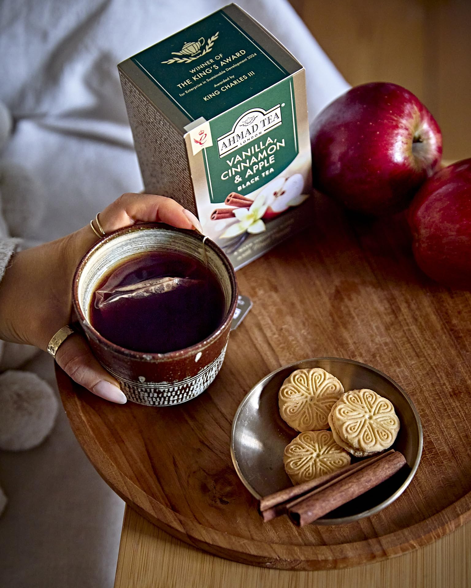 Ahmad Tea Fruit Black Tea - Vanilla, Cinnamon & Apple | 20 Teabag Sachets | 76g 3