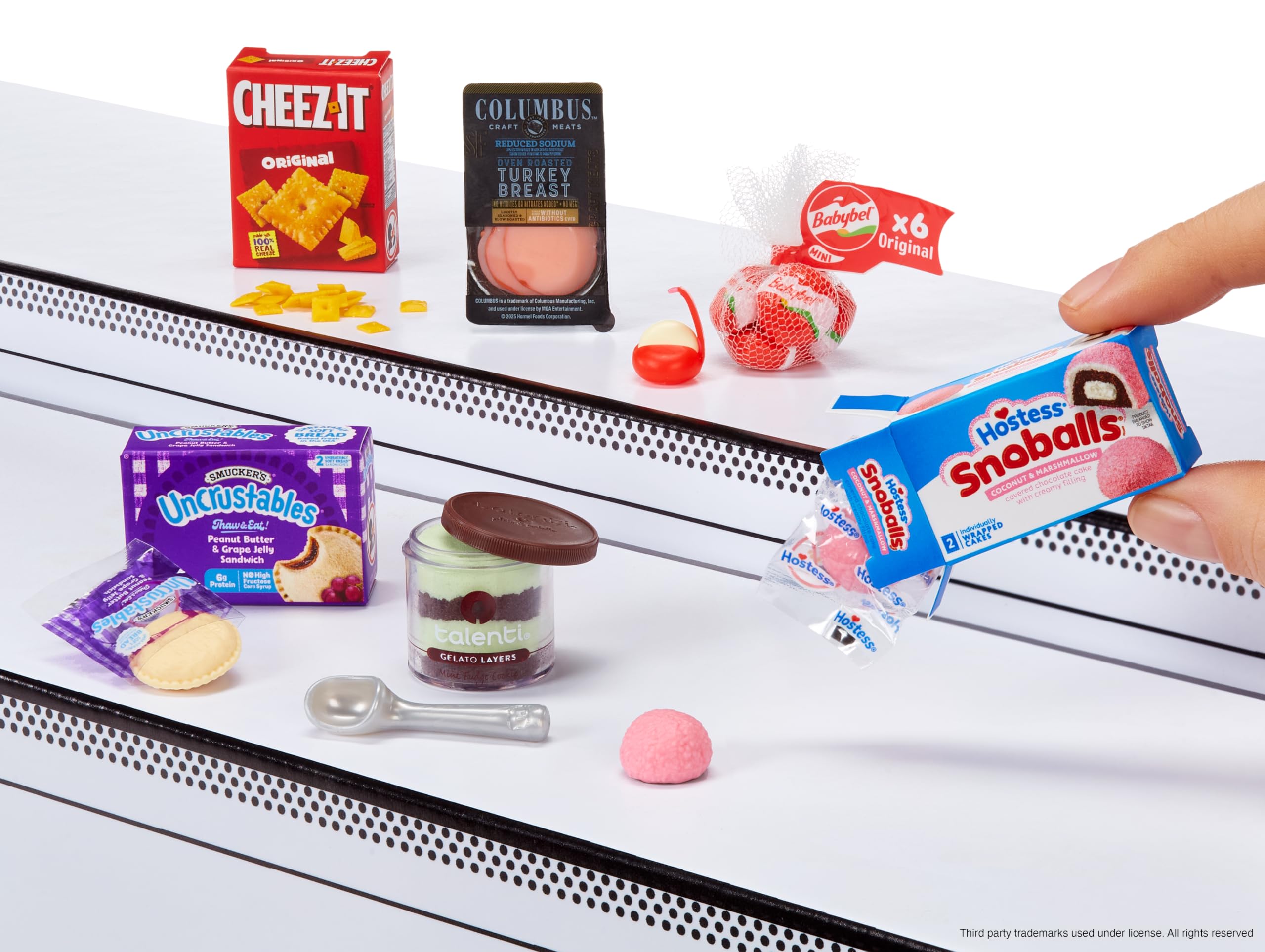 MGA's Miniverse Real Brands Mini Collectables Replica Food Set | 50+ Minis | Plastic 9