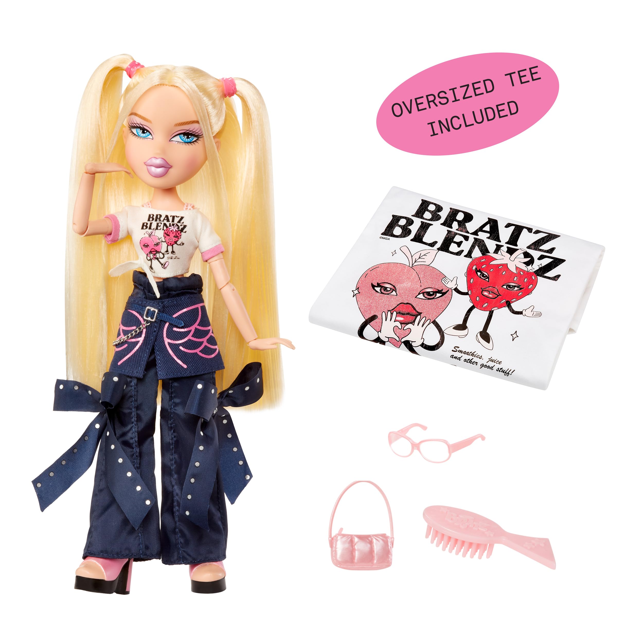 Bratz Stylin' Cloe Fashion Doll with Customizable T-Shirt and Matching Accessories 11