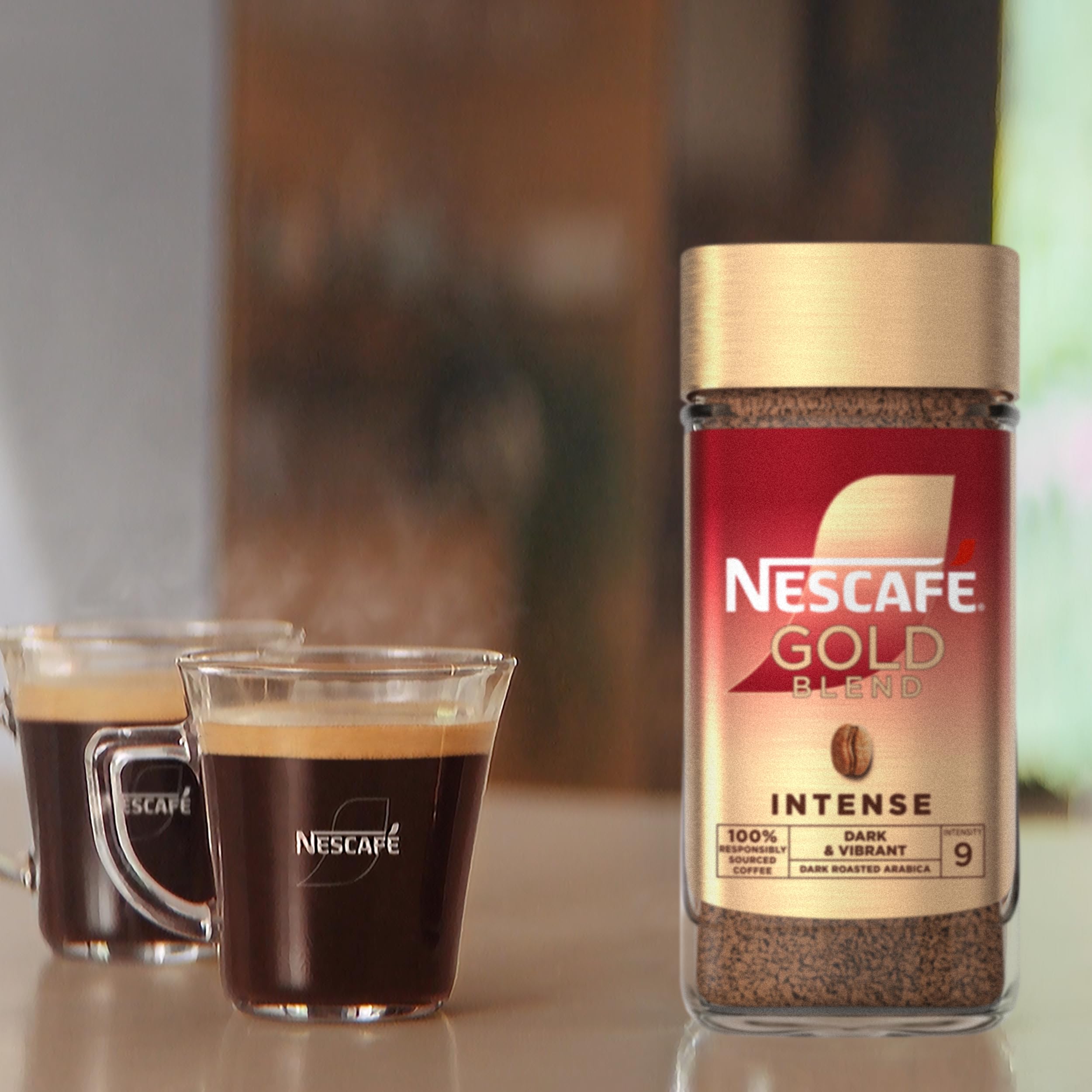 NESCAFÉ Gold Blend Intense Premium Instantkaffee, dunkel gerösteter Arabica, 200 g 3