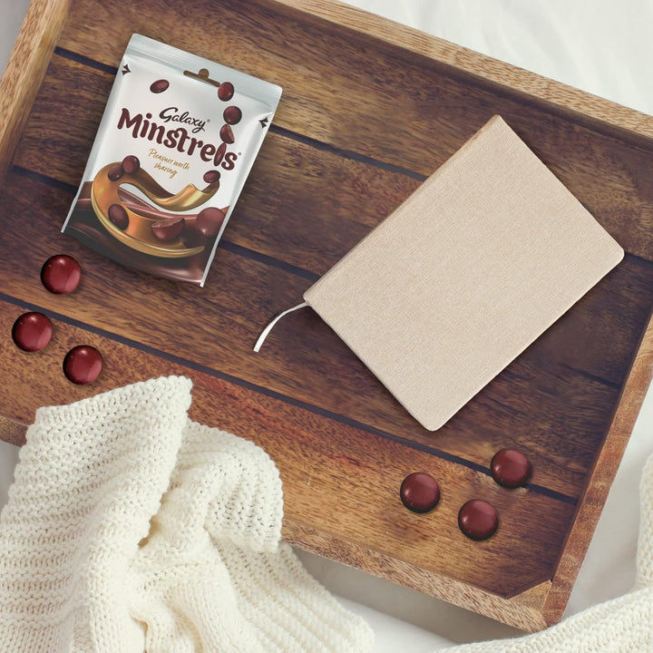 Galaxy Minstrels Milk Chocolate Pouch 195g - Smooth Chocolate with Crisp Sugar Shell