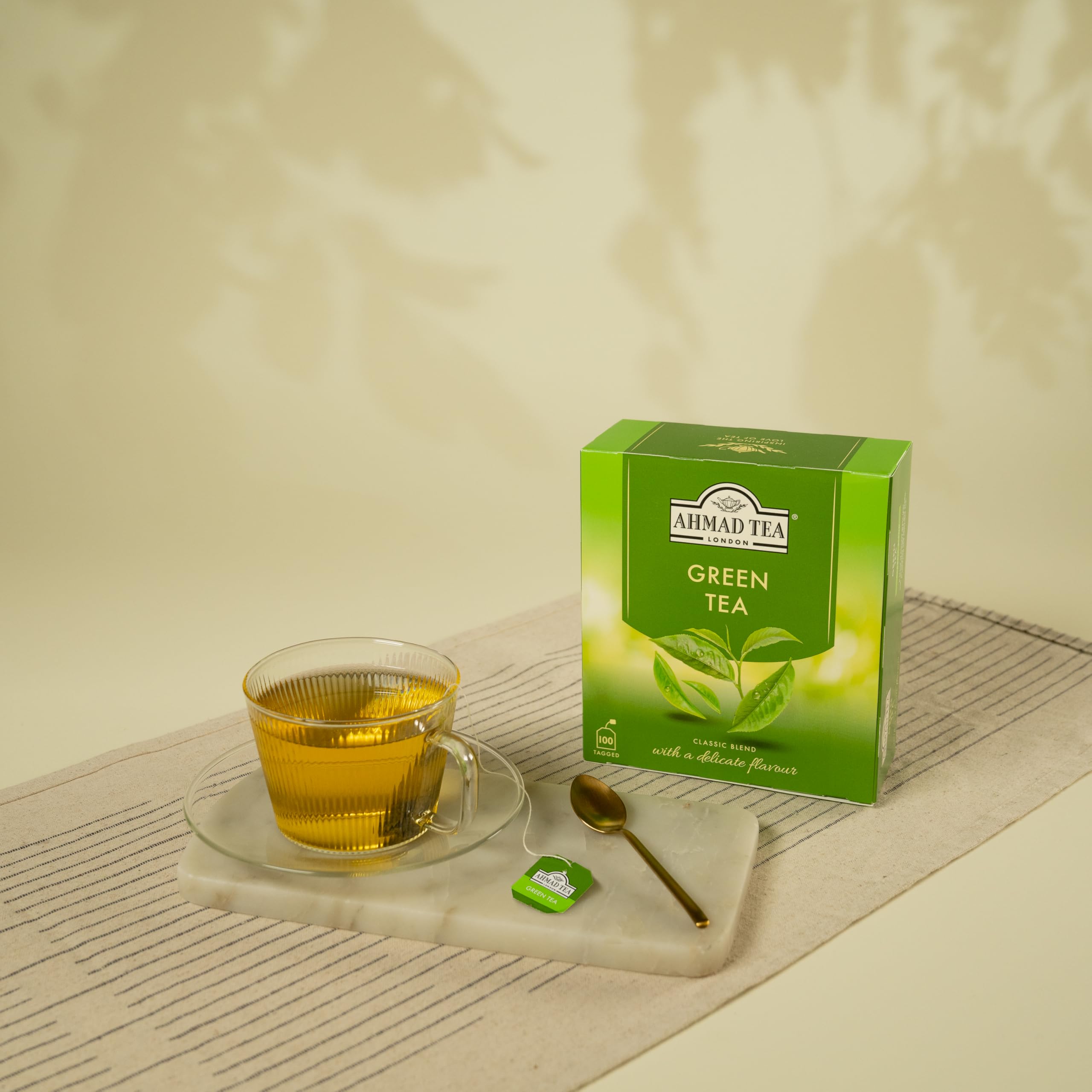 Ahmad Tea Pure Green Tea - 100 Teabags | Gluten Free | UK Origin
