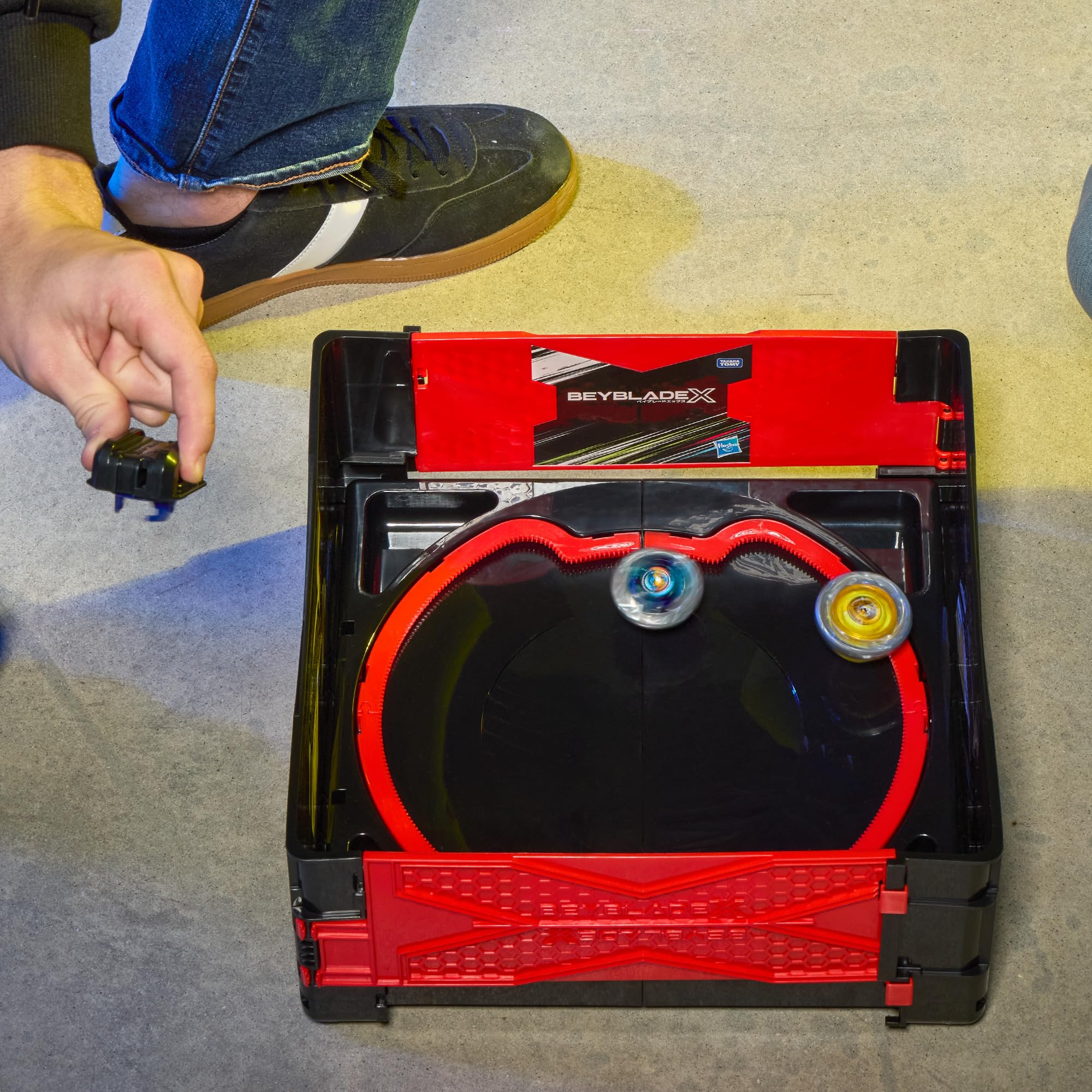 Beyblade X Clash and Carry Beystadium - Portable Arena | Folds for Travel | Ages 8+ 4