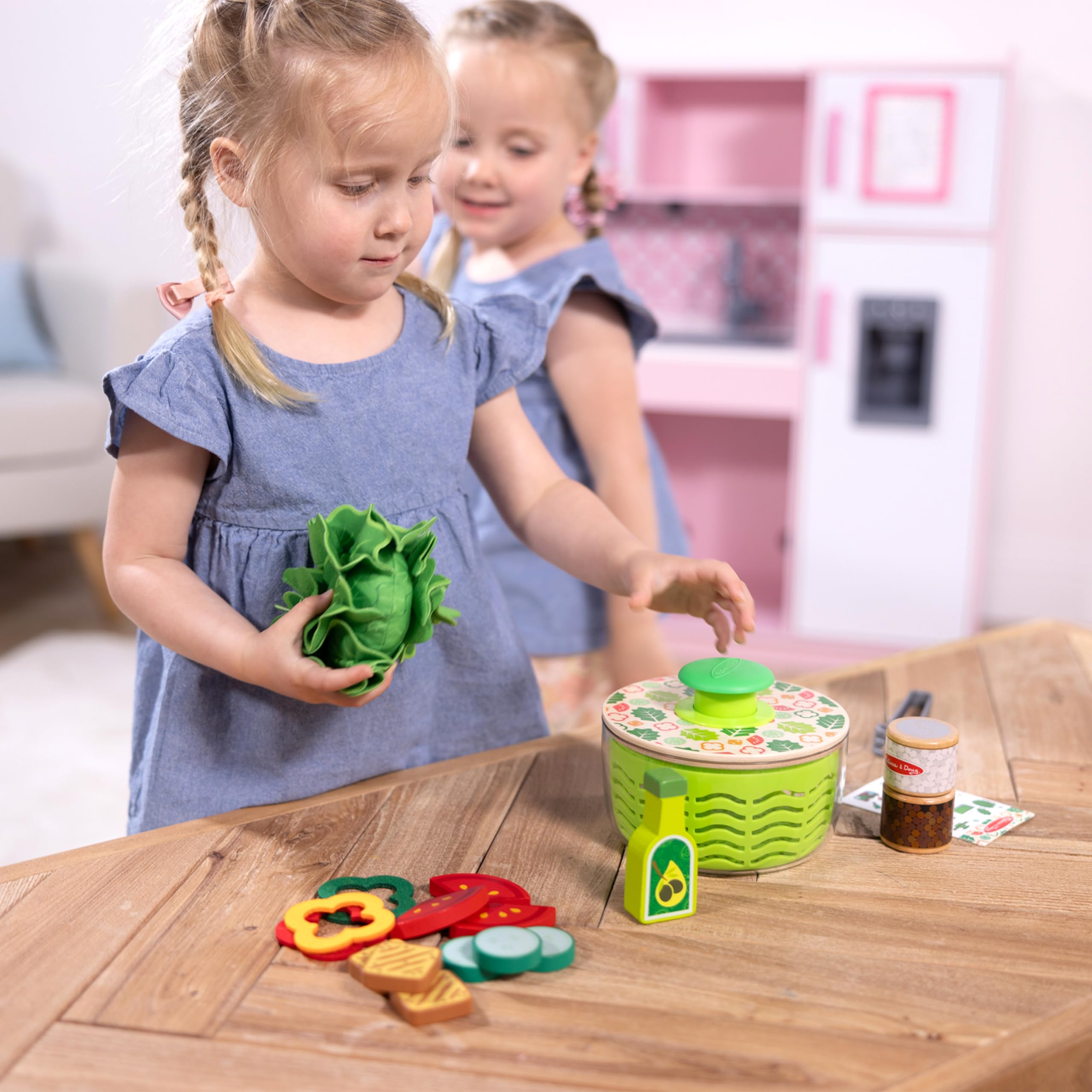 Melissa & Doug Salad Spinner Play Set - 28 Pieces | Pretend Play Food | Ages 3-6 3