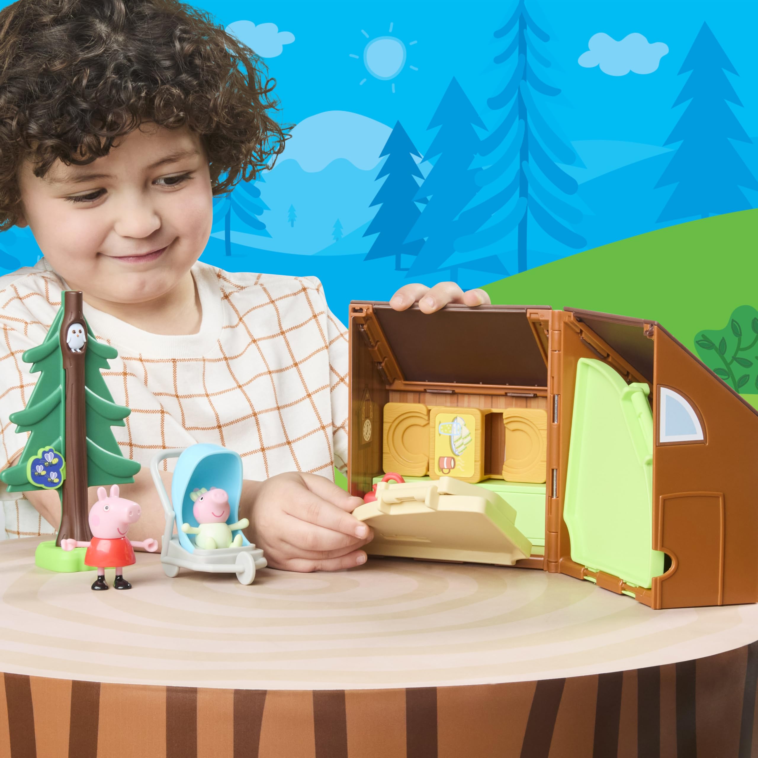 Peppa Pig Peppa's Travels: Cabin Adventure Playset with Fold-Up House, 2 Figures, 6 Accessories | Ages 3+ 4