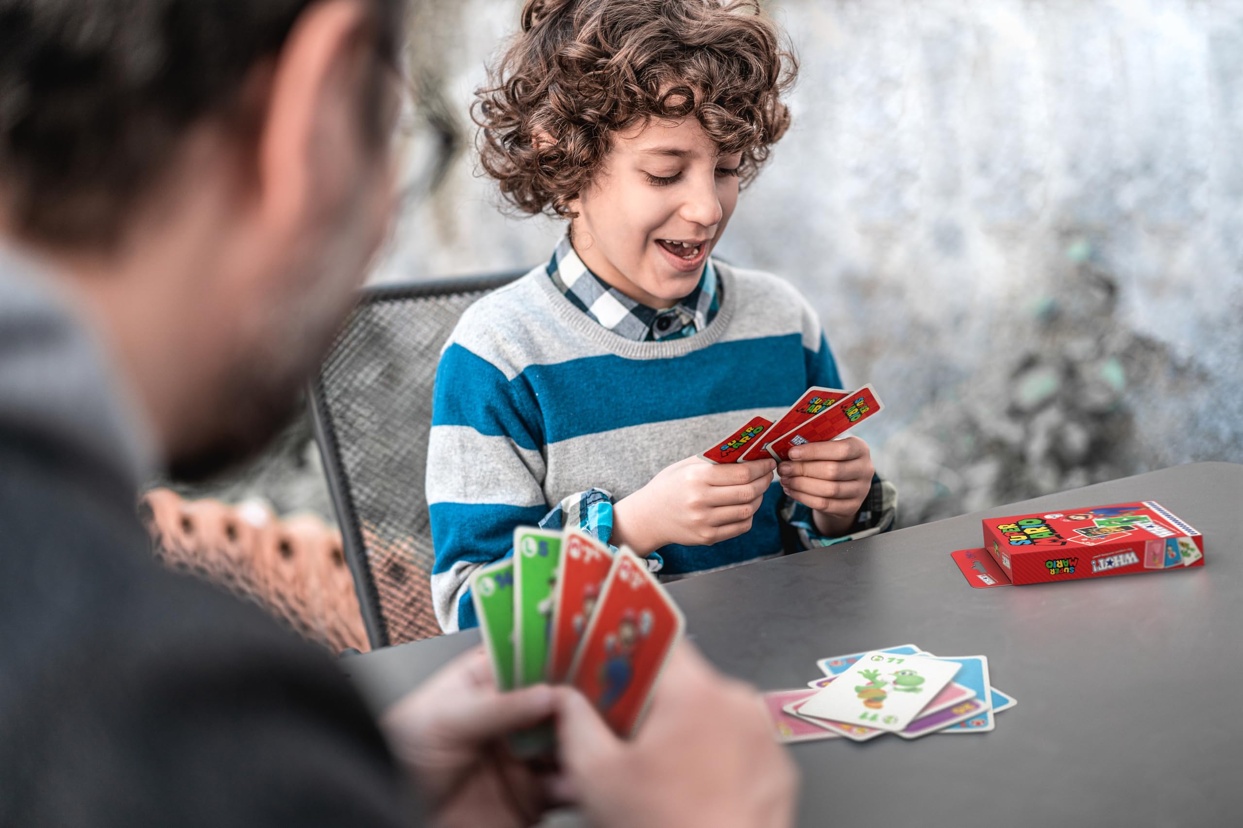 Super Mario WHOT! Card Game - Nintendo Switch Family Card Game for Ages 6+ 7