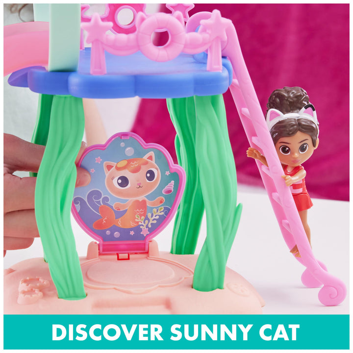 Gabby’s Dollhouse, Purr-ific Pool Playset with Gabby and MerCat Figures, Colour-Changing Mermaid Tails and Pool Accessories Kids’ Toys for Ages 3 and Up
