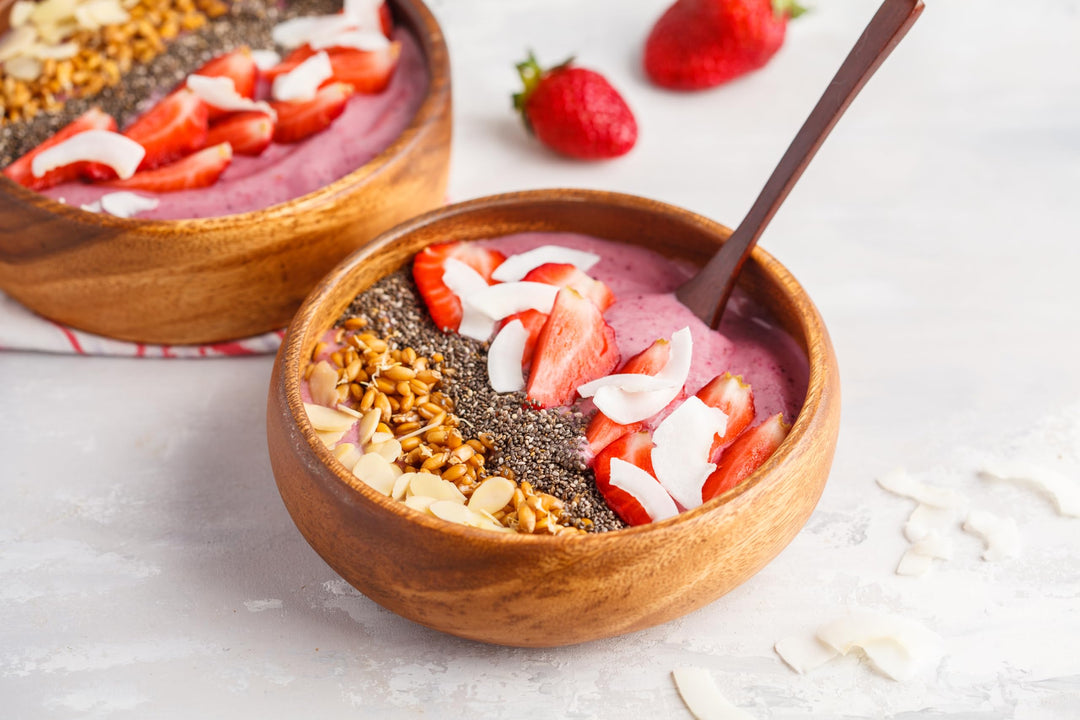 MONIN Strawberry Fruit Mix Puree 1L - Vegan, Allergen-Free, Natural Flavour & Colouring for Cocktails, Smoothies, Mocktails