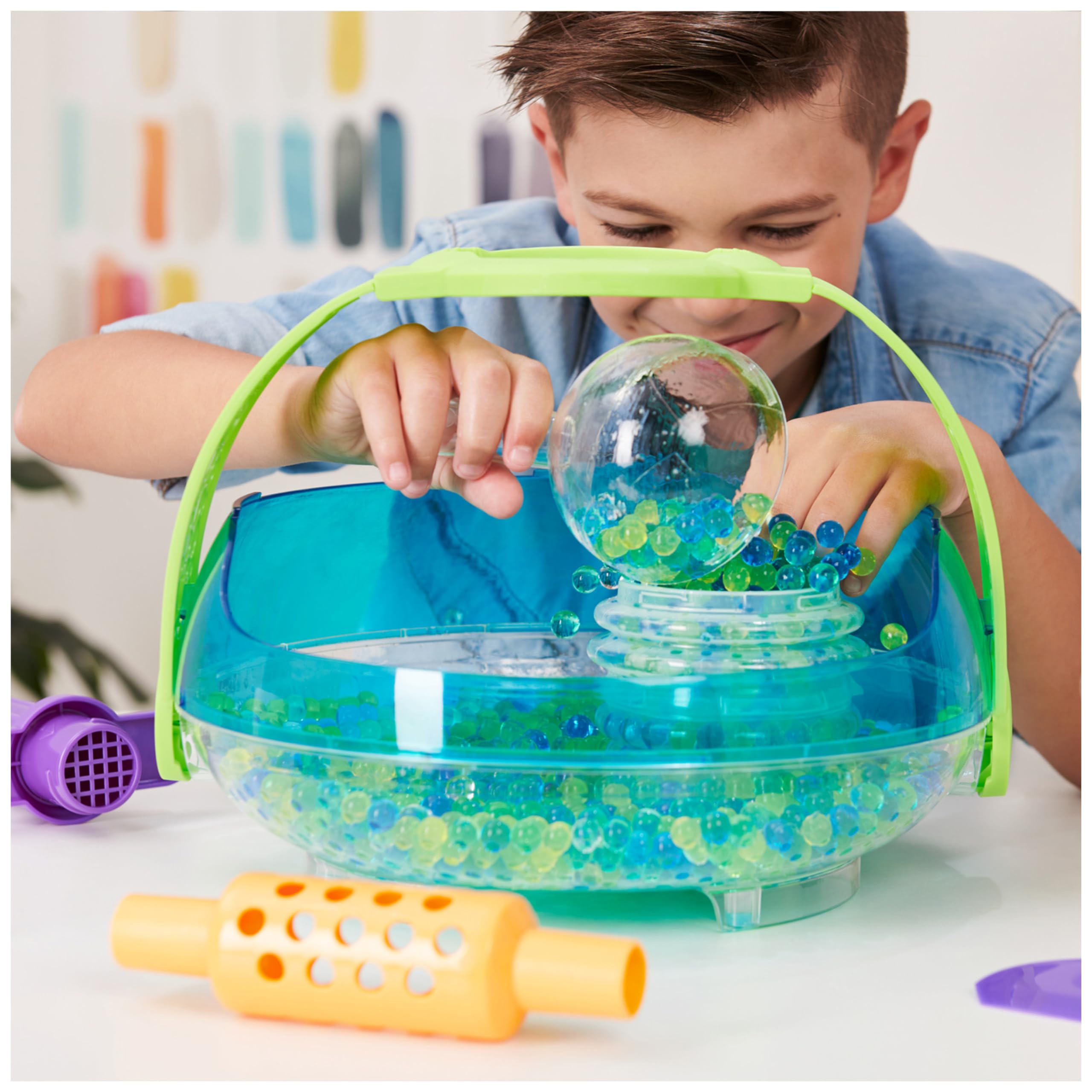 Orbeez Sensation Station - 2000 Glow in the Dark & Colored Water Beads Playset 15