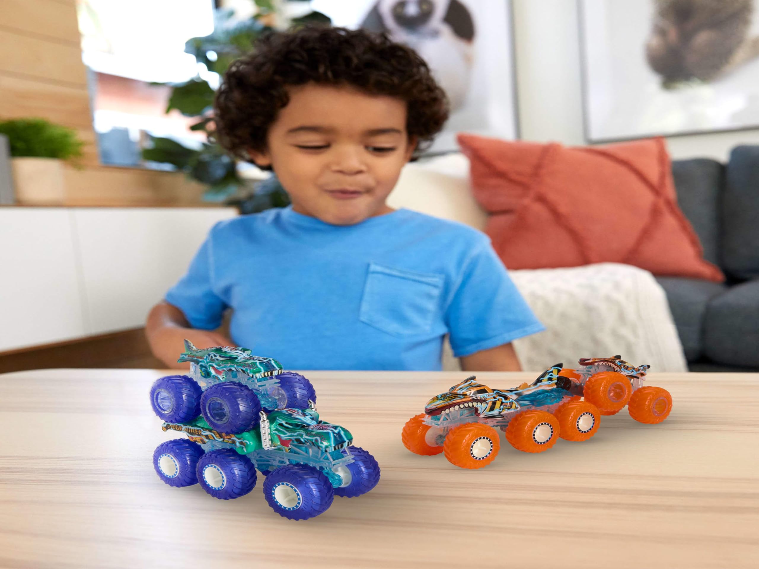 Hot Wheels Monster Trucks Multipack - Mega-Wrex & Tiger Shark 1:64 Scale Trucks with Big Rigs (HYJ29)