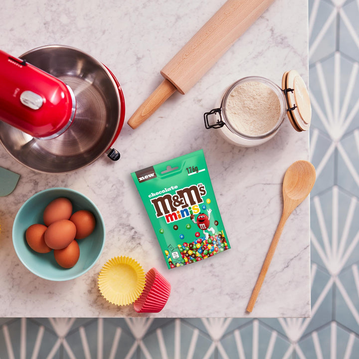 M&M'S Minis Milk Chocolate Bag, 177g - Shareable Chocolate Snack for Gifting & Treats