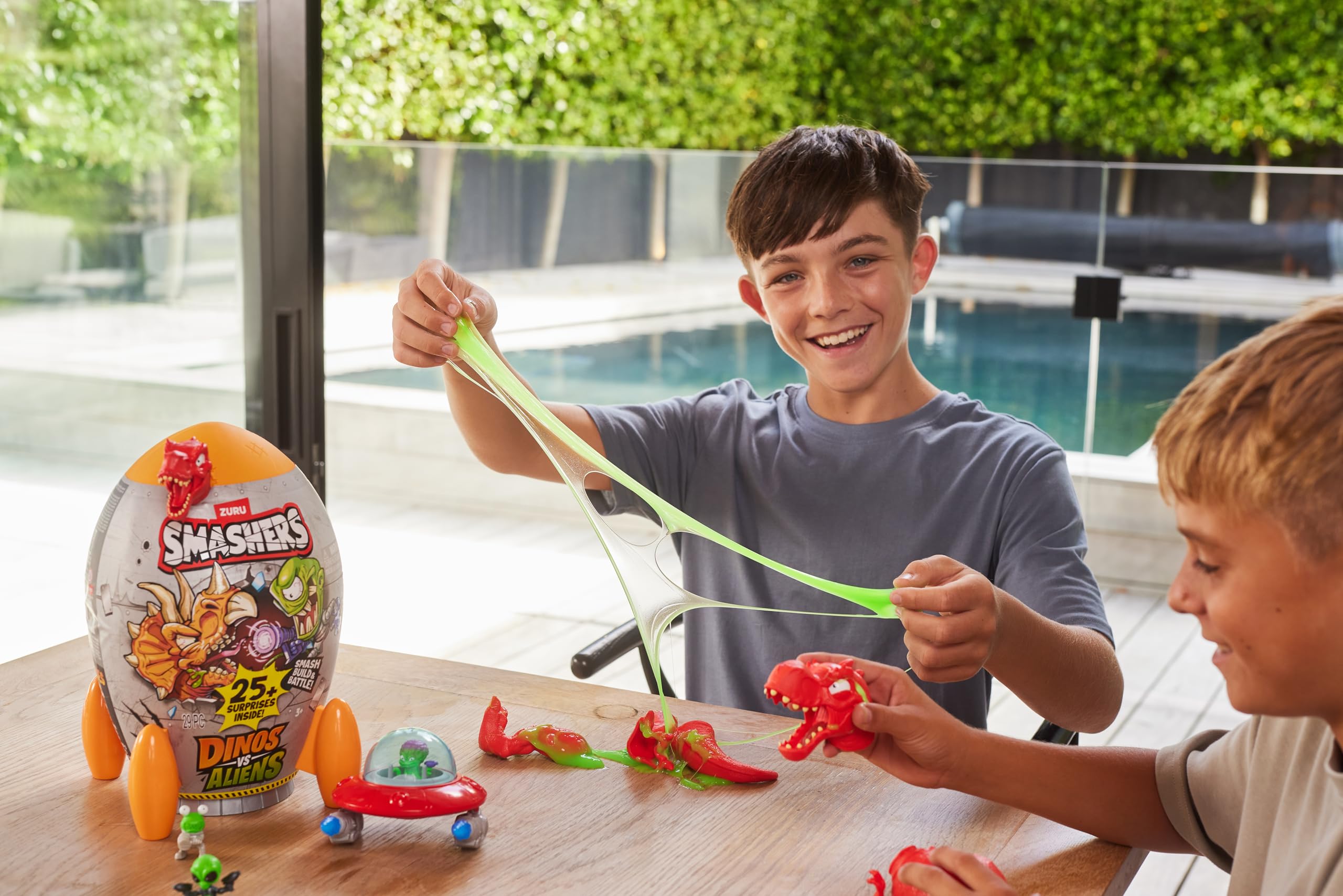 Smashers Dino vs Aliens Medium - Spinosaurus Smashable Egg Toy by ZURU 5