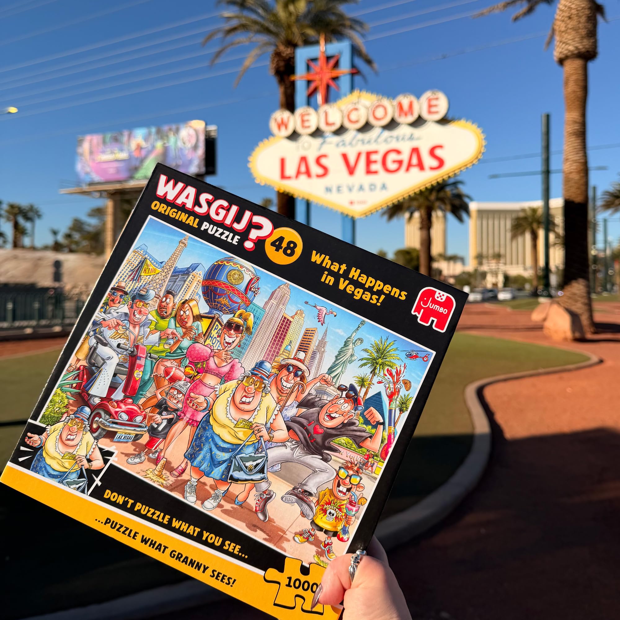 Wasgij Original 48 What Happens in Vegas! - 1000 Piece Jigsaw Puzzle | Adult 2