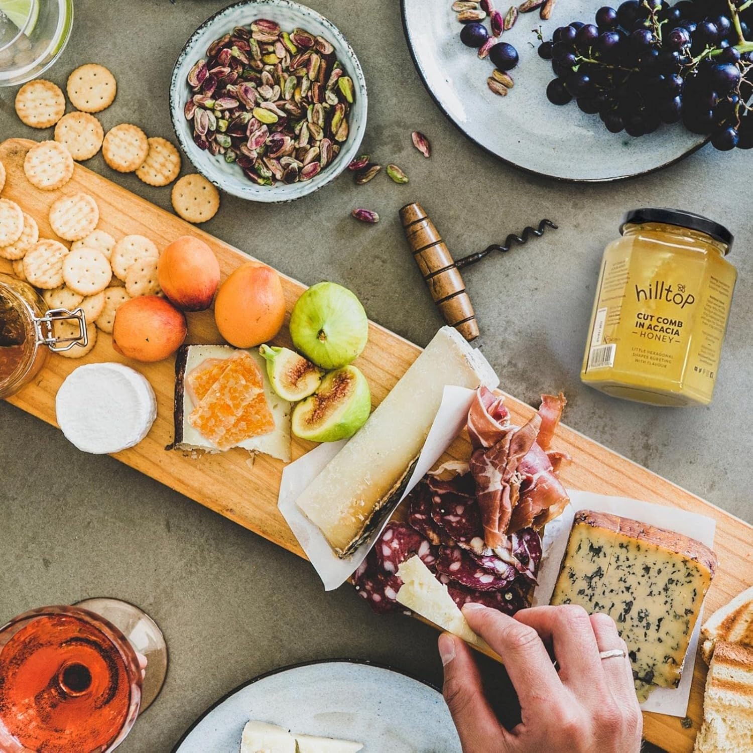 Hilltop Honey - Cut Comb in Acacia Honey 340g 5