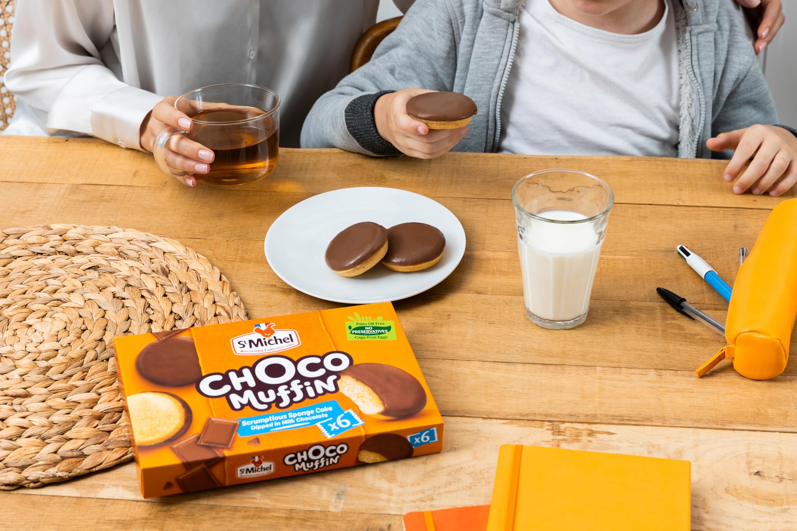 St Michel Choco Muffin - Sponge Cake Dipped in Milk Chocolate - 6 Portion Pack 5