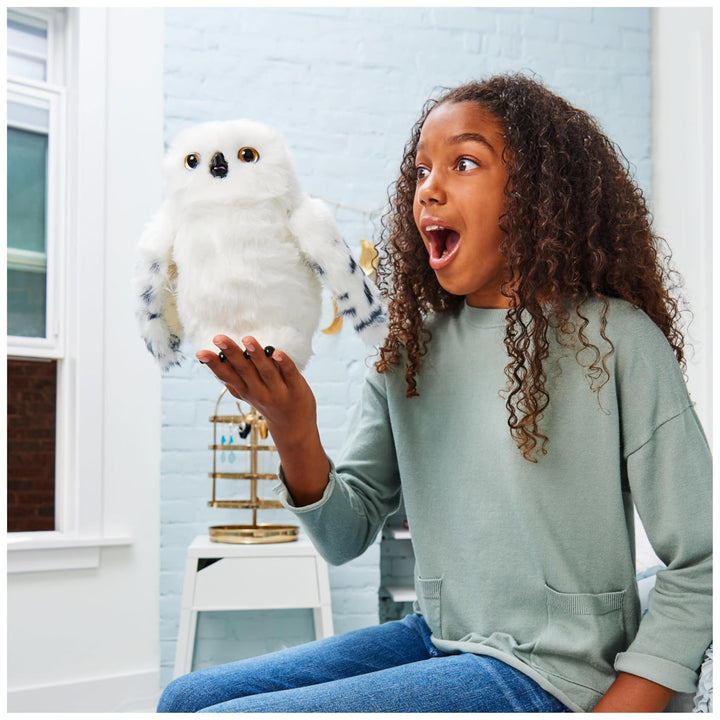 Wizarding World Enchanting Hedwig Hibou interactif Harry Potter avec plus de 15 sons