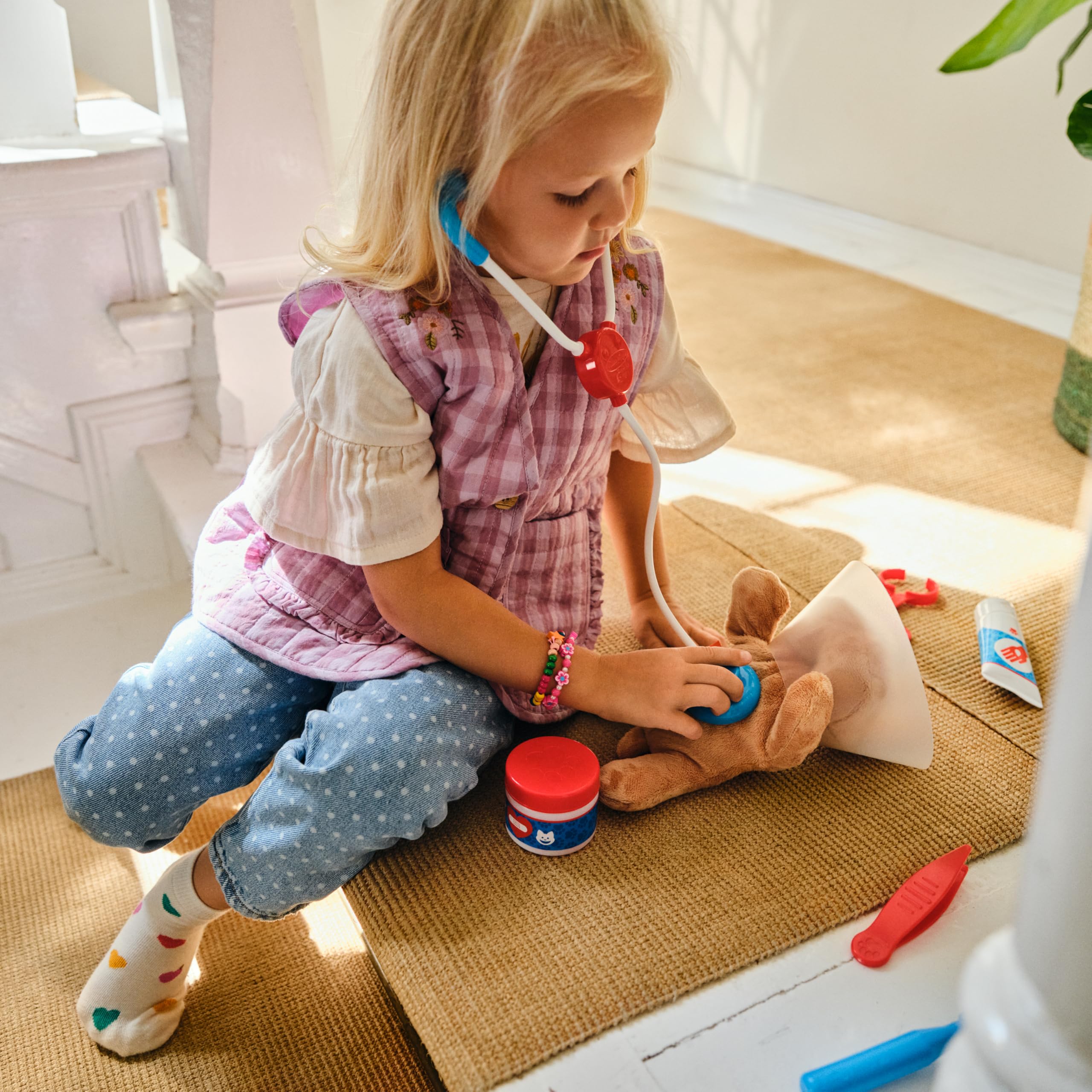 Melissa & Doug Pet Vet Set - Doctor Role Play Toys for Kids Ages 3+ | Includes 24 Tools & Plush Pets