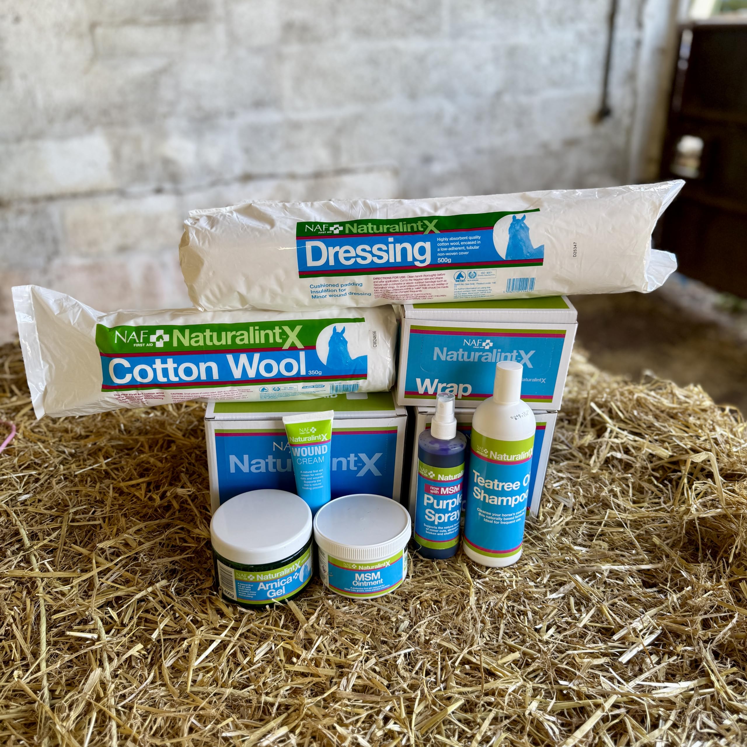 NAF NaturalintX Cotton Wool - Veterinary Grade Absorbent Roll for Equine First Aid | 350g 4