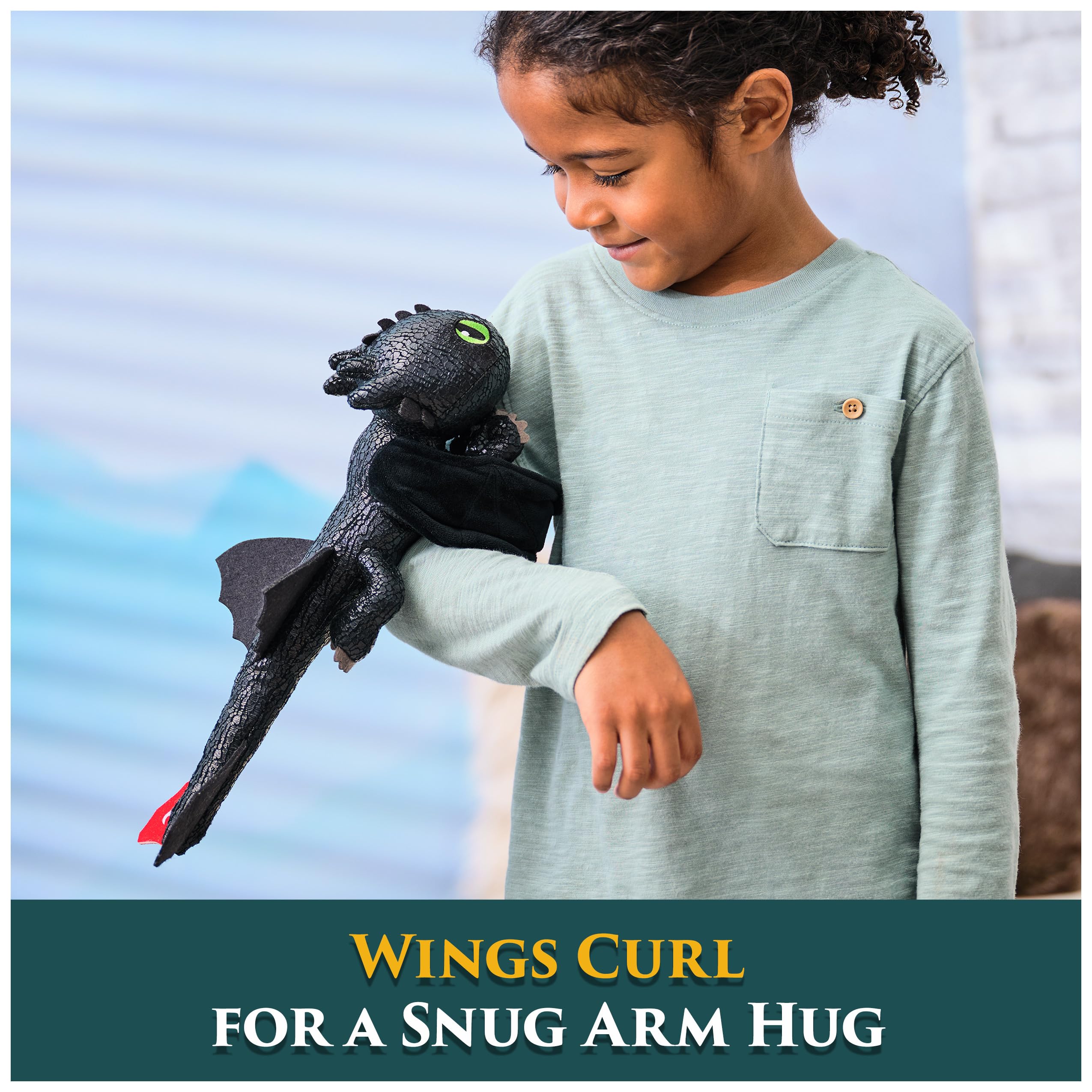 DreamWorks Dragons Hug & Glide 30.5 cm Toothless Plush - Flying Action & Hugging Wings 10