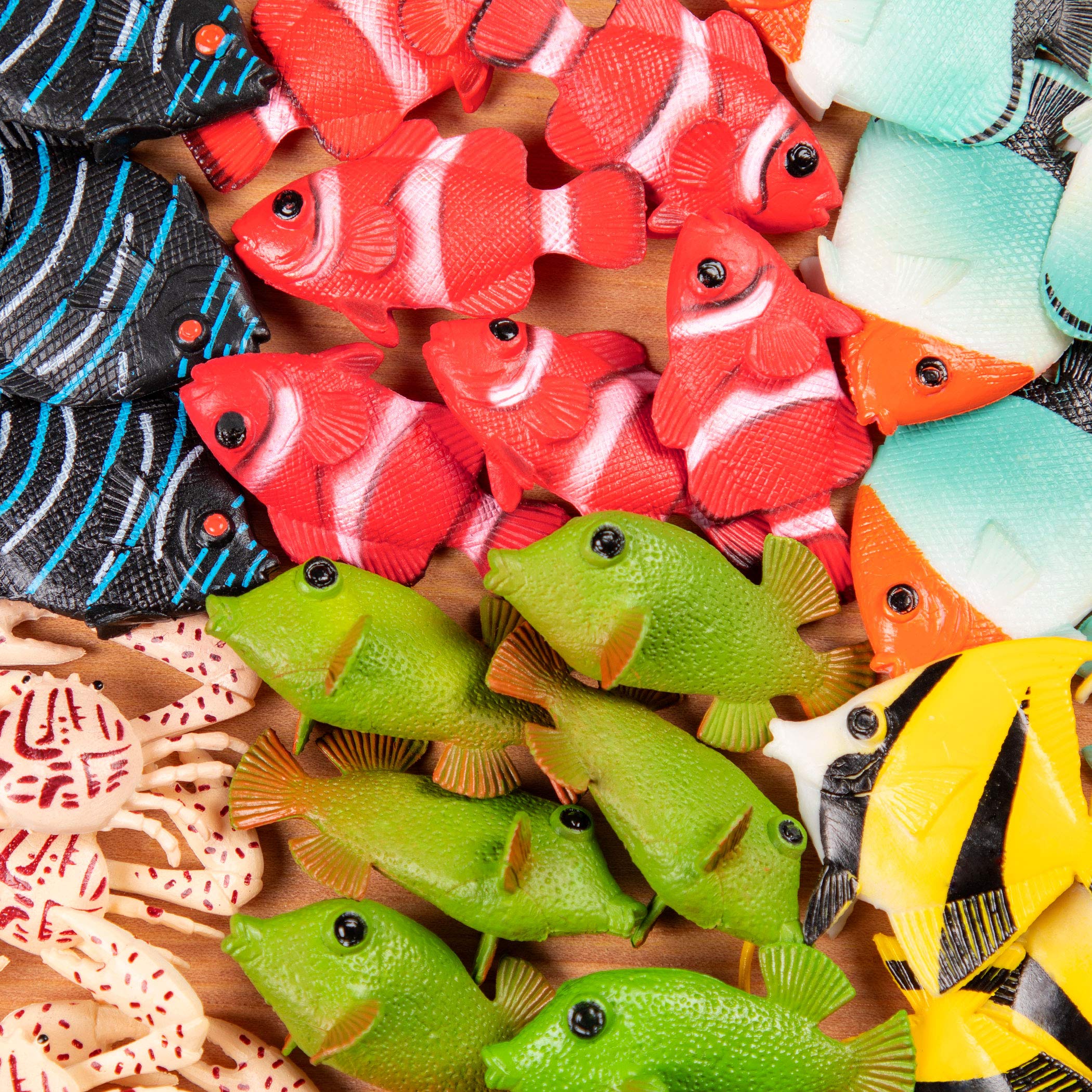 Terra by Battat – 60pcs Tropical Fish & Crab Toys – Mini Plastic Ocean Animal Playset for Kids 6