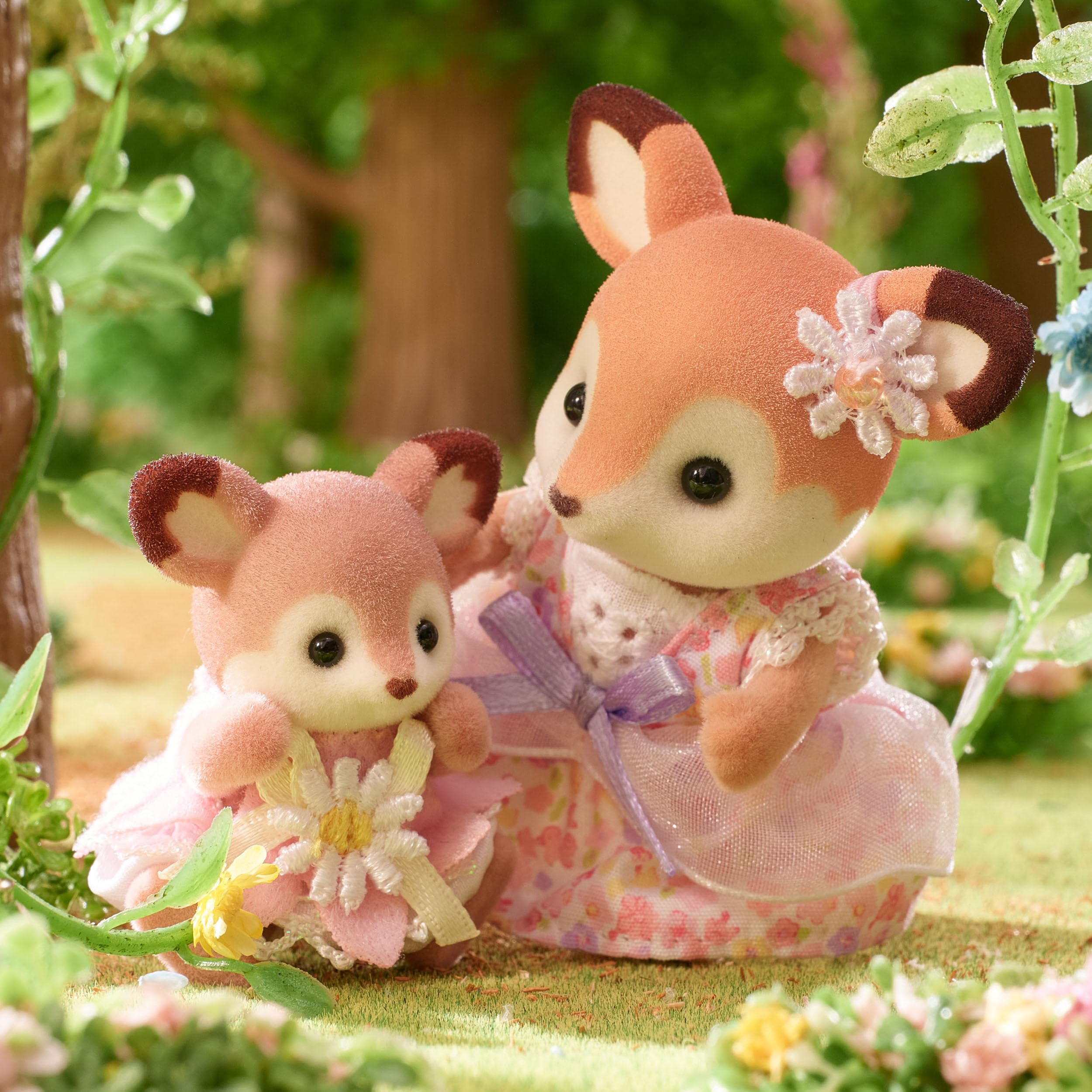Sylvanian Families Deer Babies Floral Swing Set 5801 | Ages 3+ 7