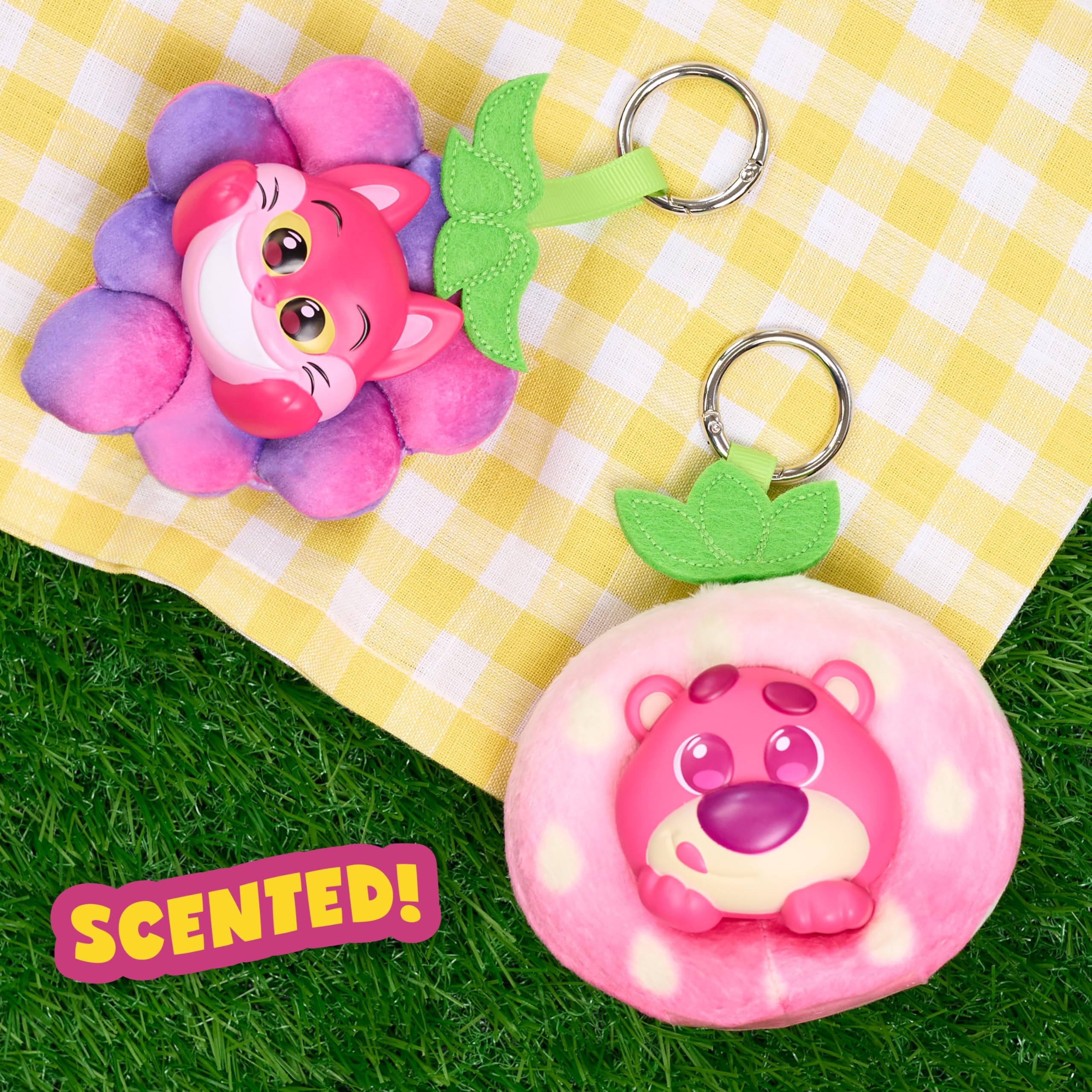 Just Play HAPPY HAUL Disney Scents of Style Clip-On Blind Box Plush | 11 cm | Ages 8+ 2